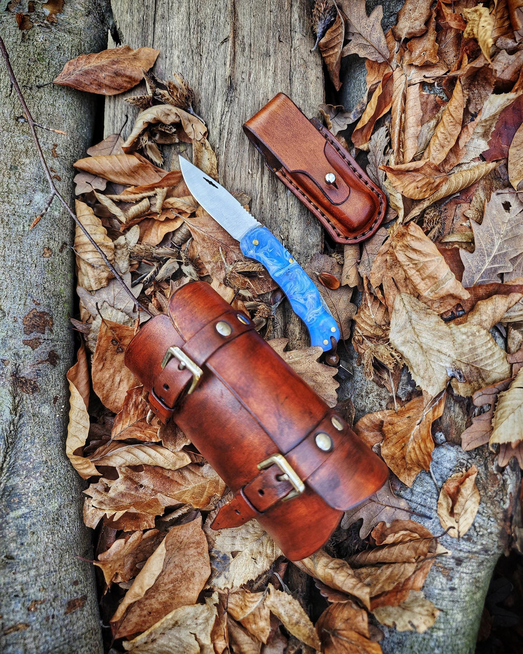 Perfect Blend of Style and Functionality Leather Knife Bracelet Utility Bracelet Compact Knife Sheath Outdoor Essential Versatile Accessory