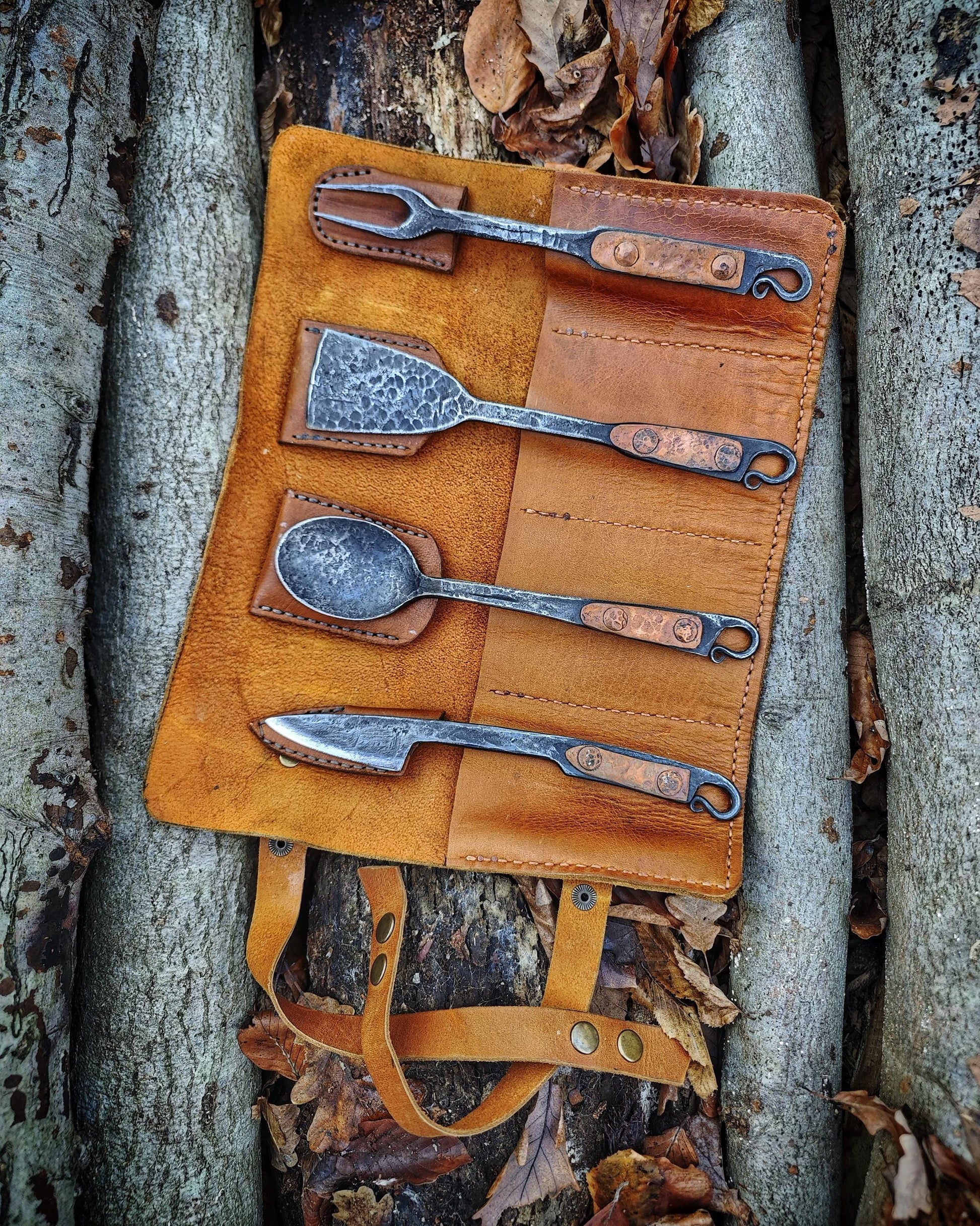 Bring the spirit of the Middle Ages to your table primitive kitchen