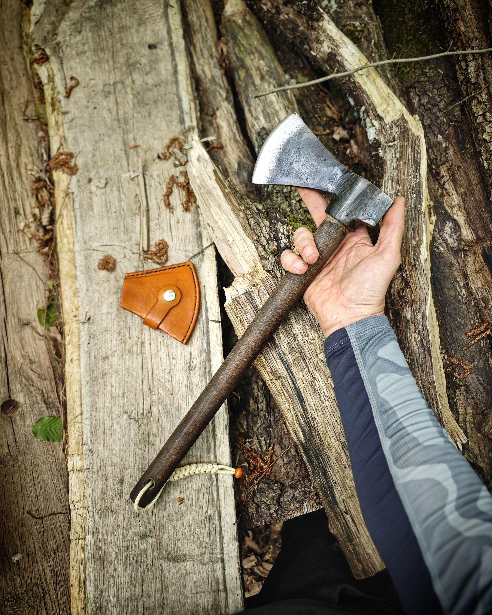 Full Grain Leather Bushcraft Pack – Survival Set with Forged Axe, Swedish Camp Stove, Cooking Pan, Water Canteen &amp; Bow Saw