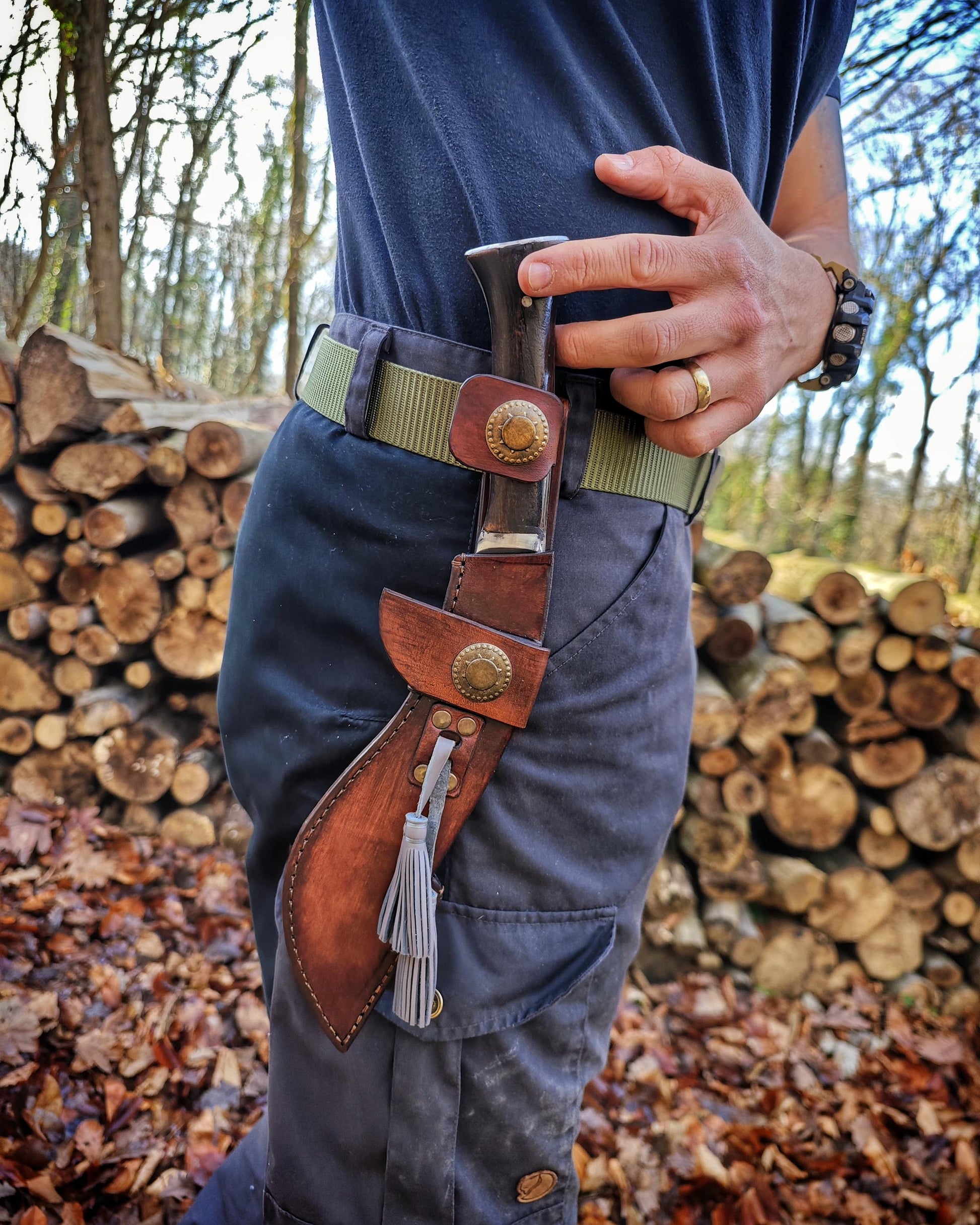 Hand-Forged Nepal Kukri – Genuine Leather Sheath, Traditional Design, Durable &amp; Ready for Adventure