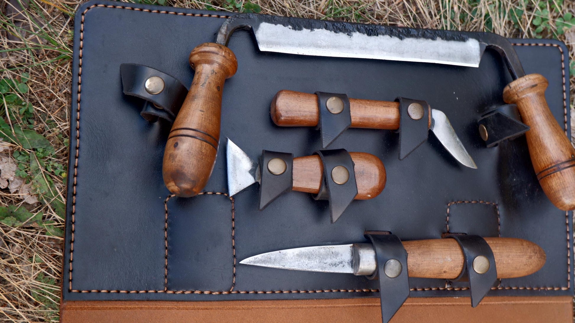 Handcrafted Wood Carving Knife Set – A Lifetime Treasure for Your Craft and Legacy carving knife set with leather bag