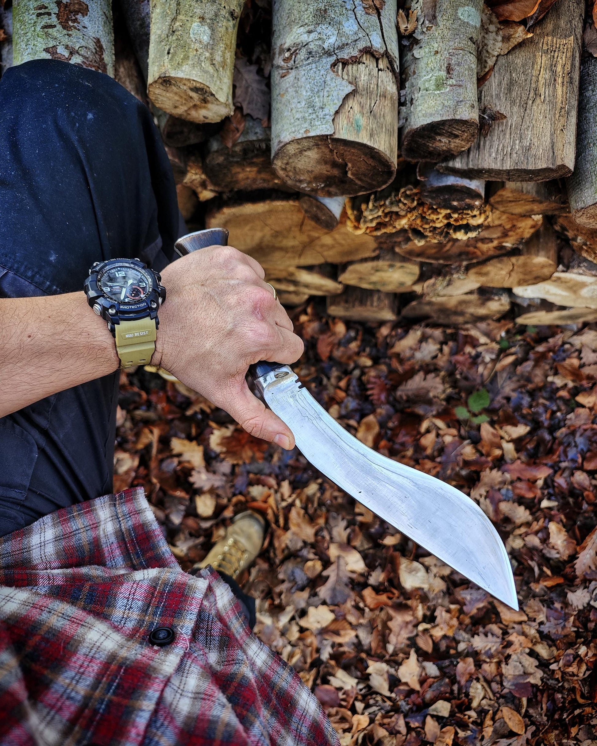 Hand-Forged Nepal Kukri – Genuine Leather Sheath, Traditional Design, Durable &amp; Ready for Adventure