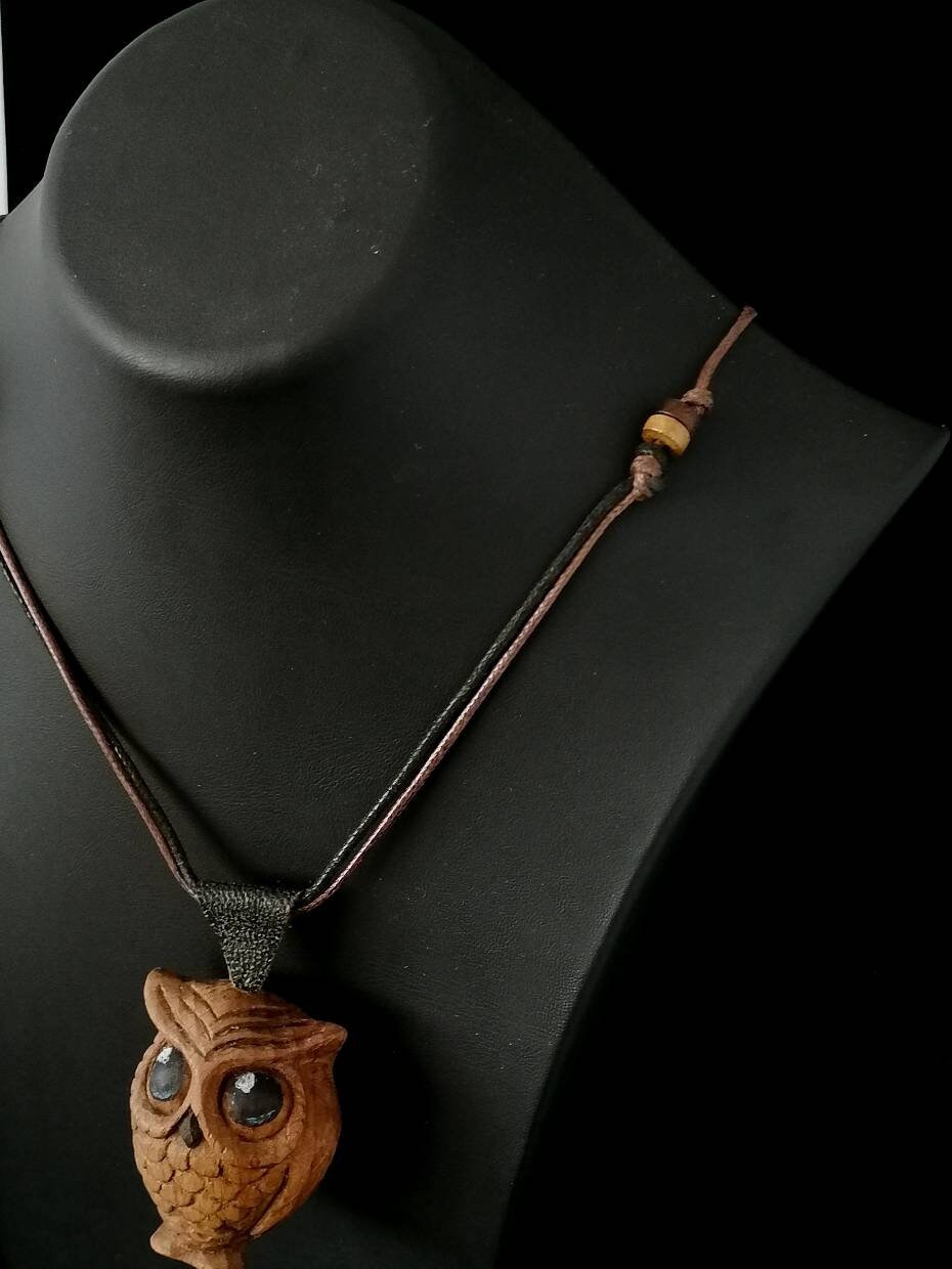 Hand-carved Owl Pendants: A Magnificent Choice That Brings Luck to Wearers!