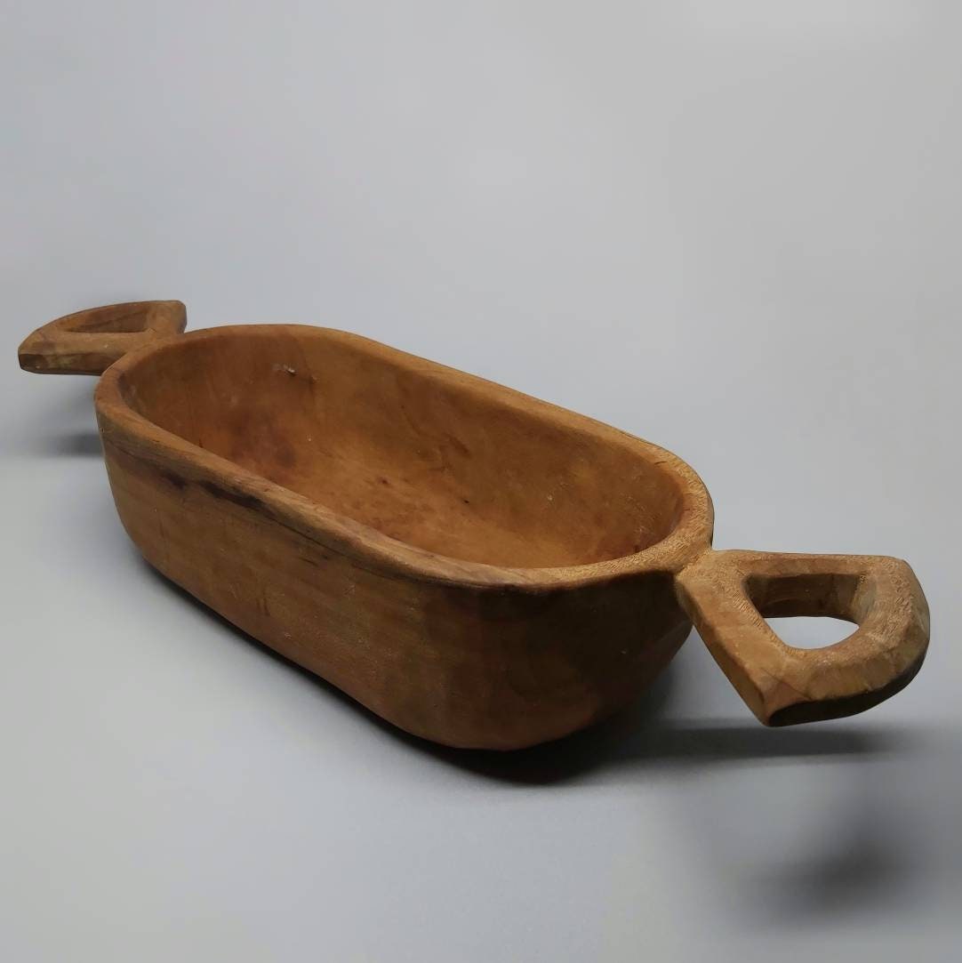Handmade Minimalist Wooden Bowls with Dual Perforated Handles - Reflect Your Love for Nature