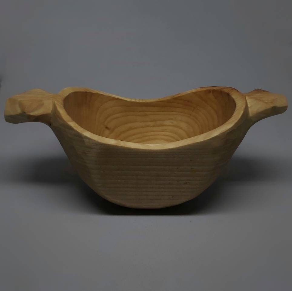 Wooden Bowls with Hand-Carved Unique Designs to Add Natural Beauty to Your Home Decor