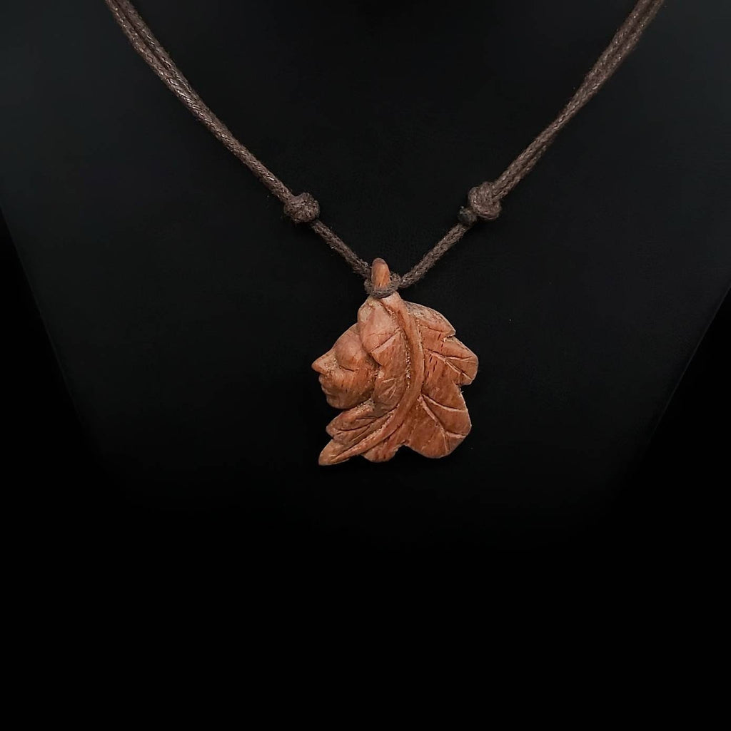 special design wooden bear necklace will be a good choice to give a gift for moms boy daughter girl friend gift valentine day
