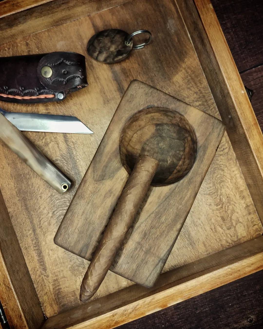 Indulge in Your Love of Cigars with Handmade Walnut Wood Cigar Ashtrays - Add a Sophisticated Touch to Your Smoking Experience
