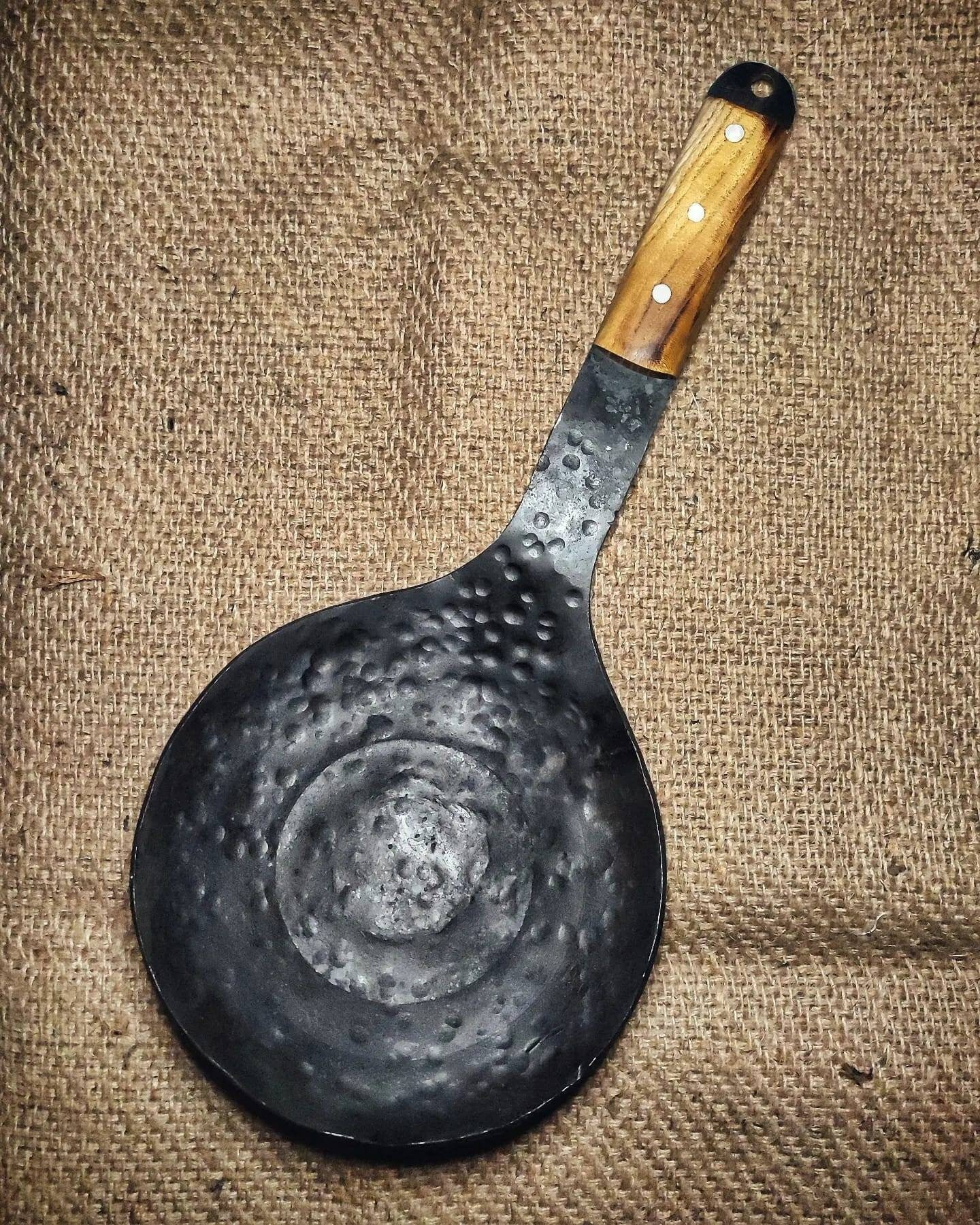 bushcraft Handmade blacksmith forged pan