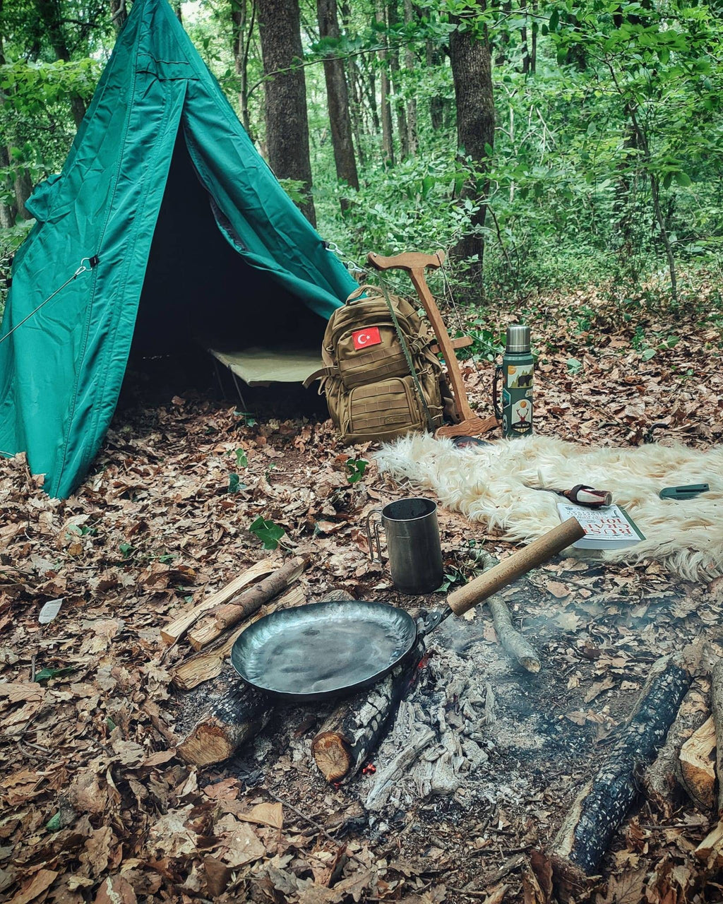 Bushcraft primitive hand forge camp pan