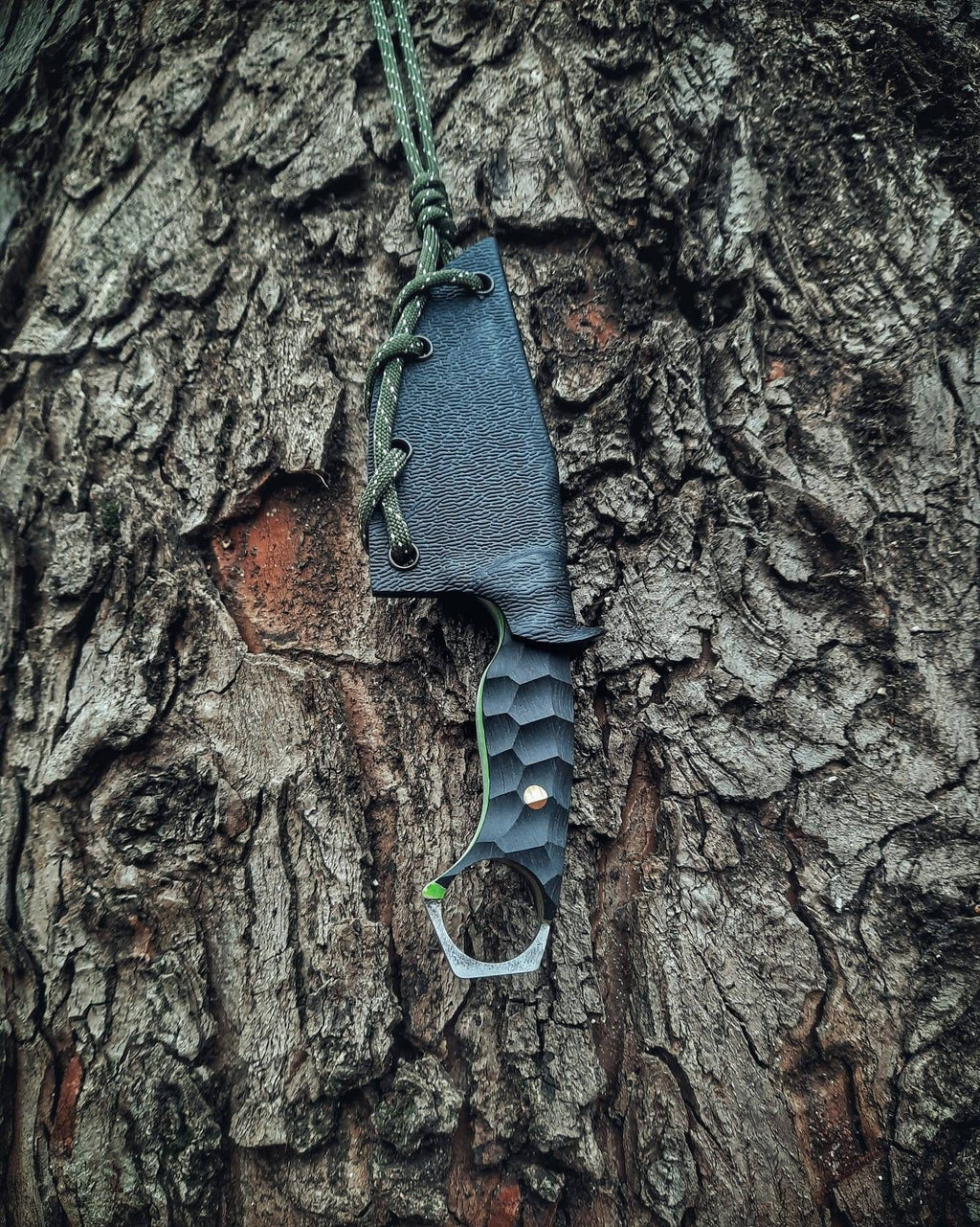 Stainless N690 steel tactical neck knife with kydex sheath