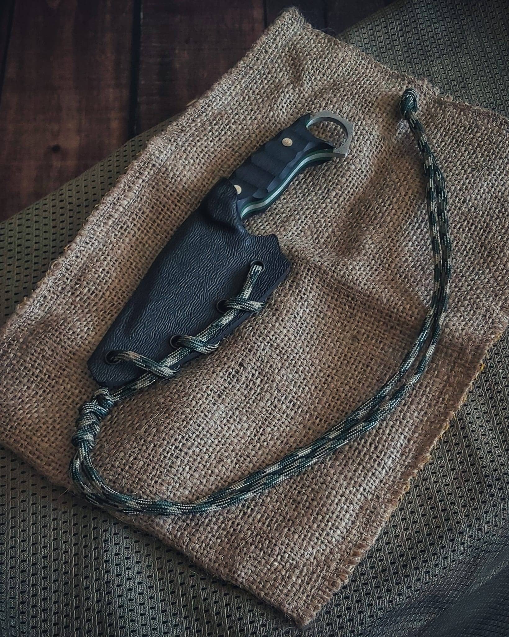 Stainless N690 steel tactical neck knife with kydex sheath