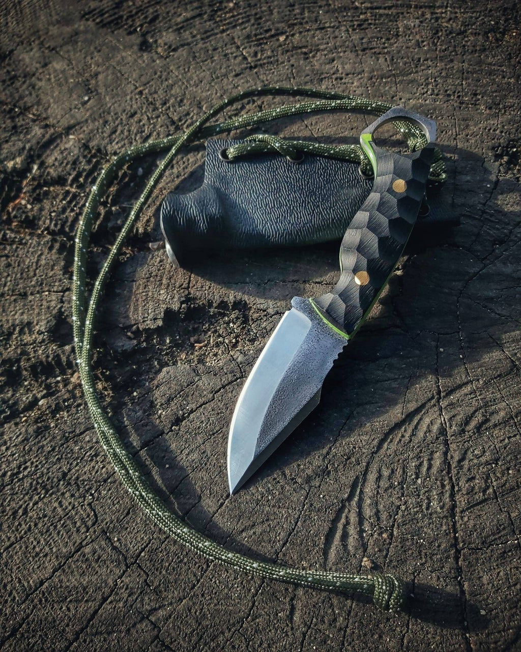 Stainless N690 steel tactical neck knife with kydex sheath
