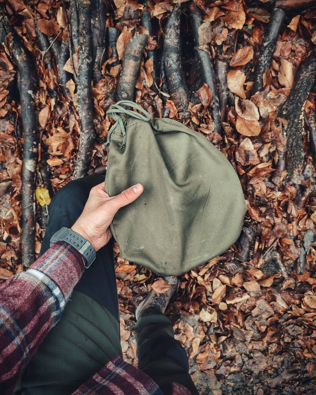 Bushcraft primitive hand forge camp pan
