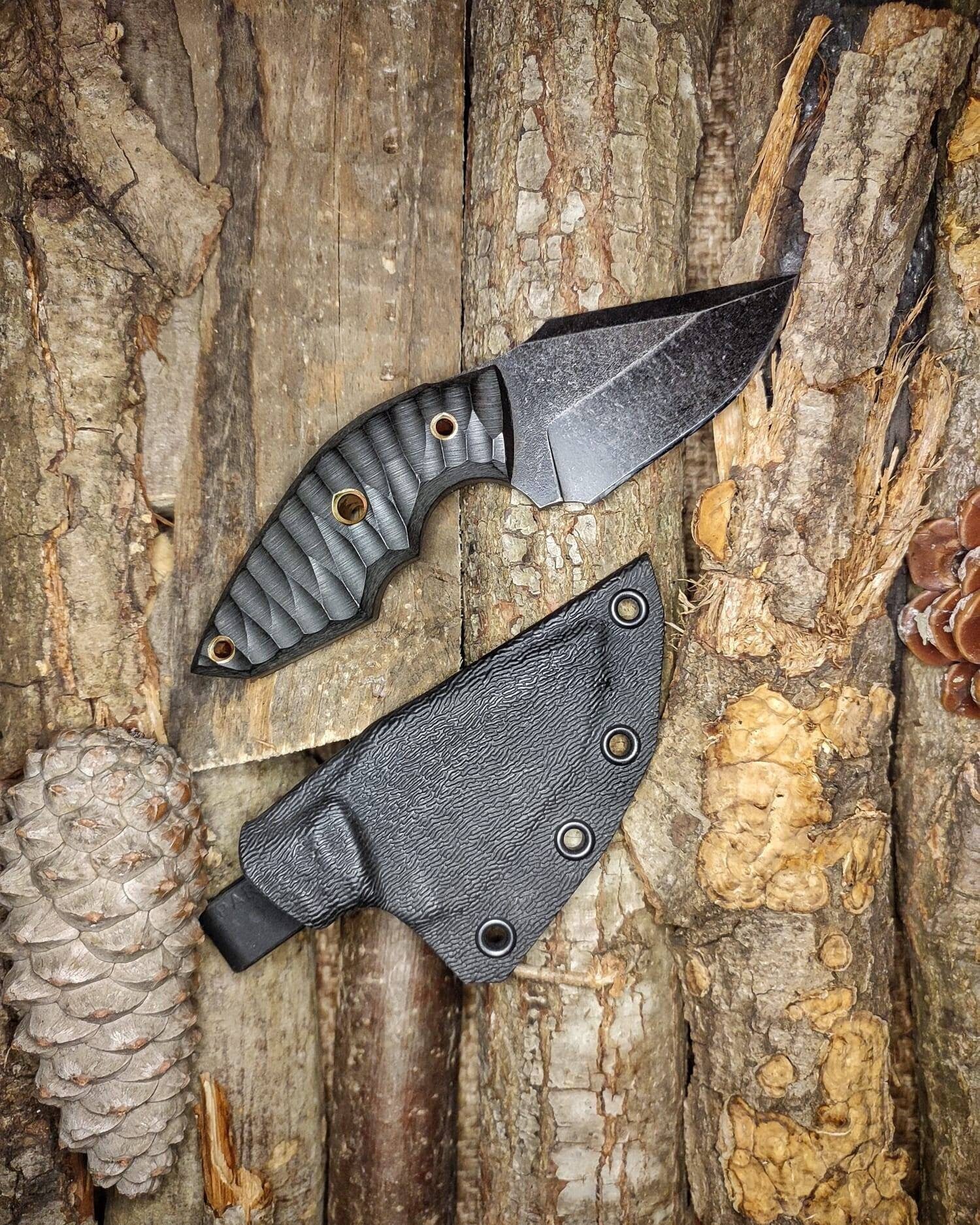Handmade EDC Neck Knife with Carbon Steel Blade and Kydex Sheath