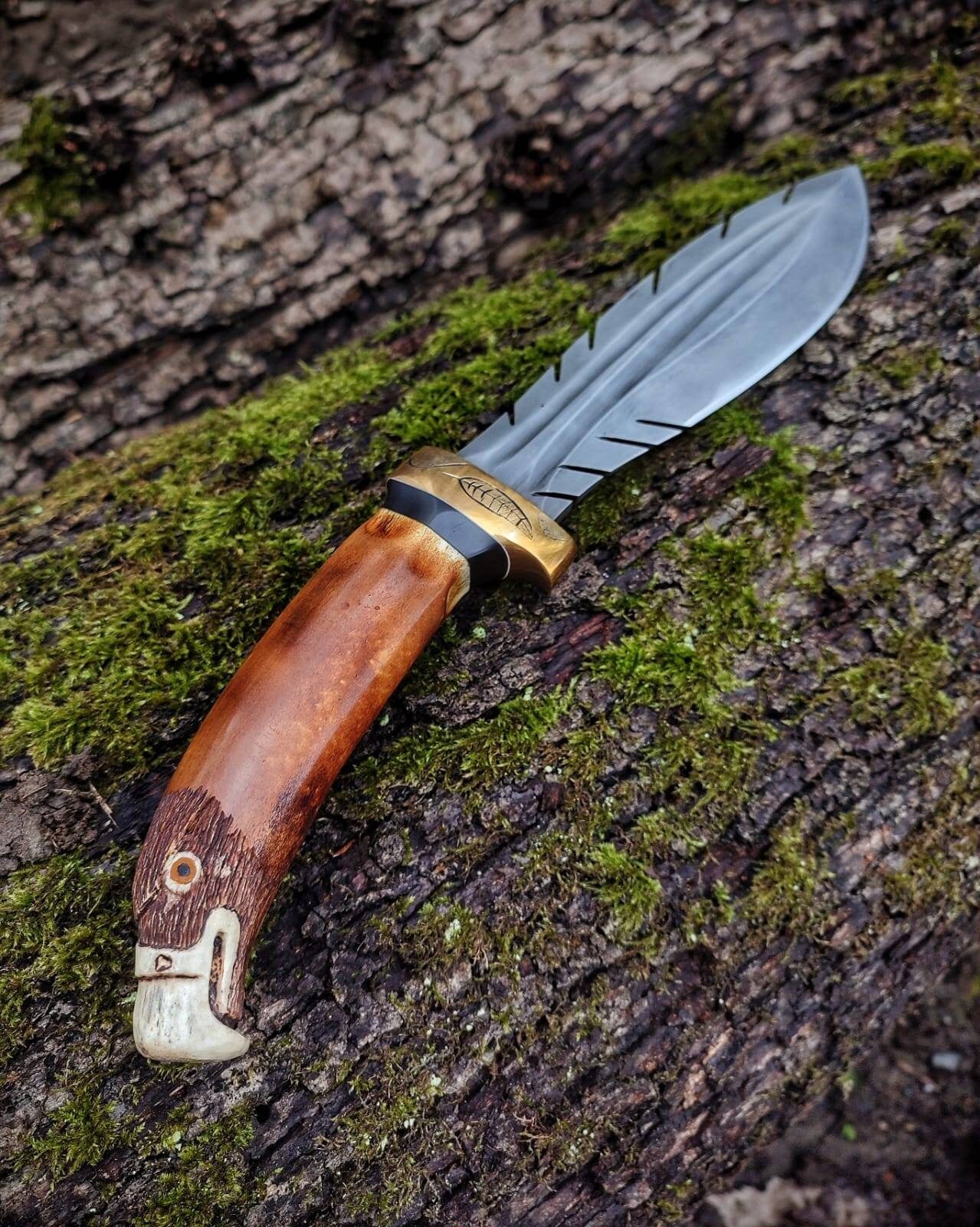 Handmade Custom Knife with Eagle Head Figure and Leather Sheath