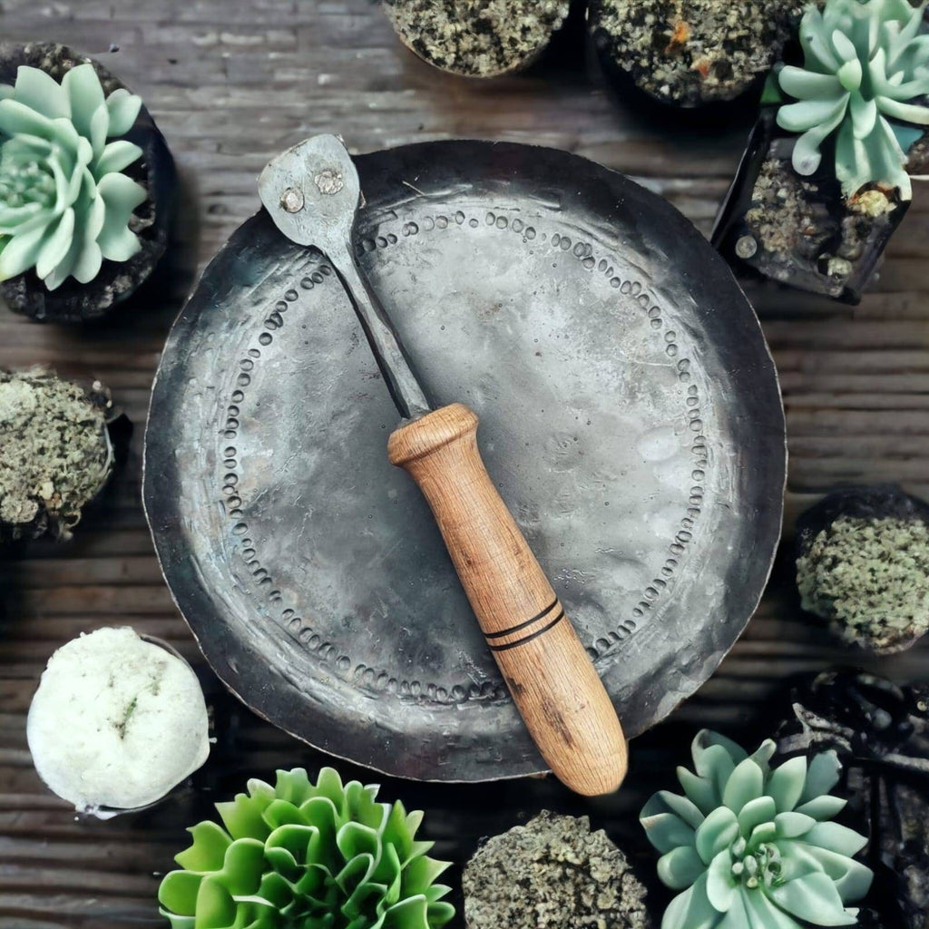 Bushcraft primitive hand forge camp pan