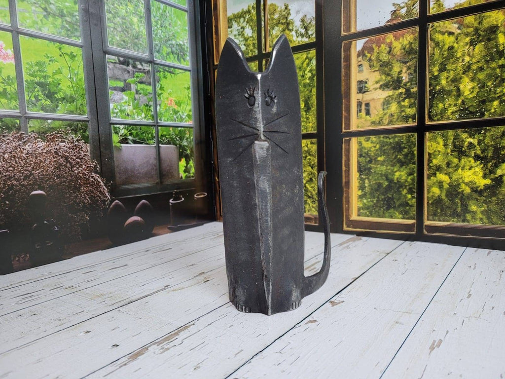 Cat of Iron: Unique Memories Shaped by Artistic Forging Blacksmith Art