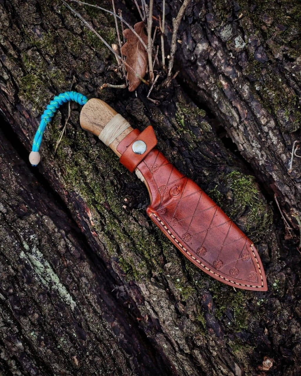Handmade Blacksmith Knives: Unique Designs, Durable and Sharp