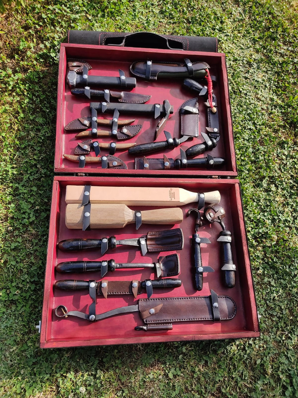 Magnificent Woodcarving Set and Leather Bag: Endless Solution for All Your Carving Needs