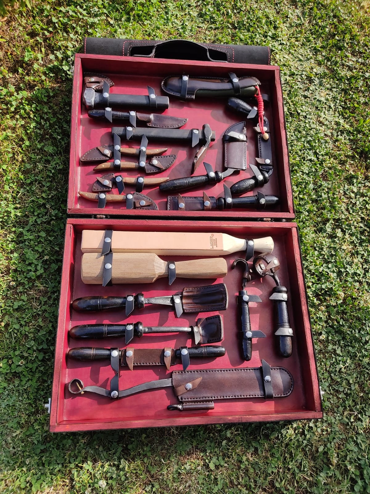 Magnificent Woodcarving Set and Leather Bag: Endless Solution for All Your Carving Needs