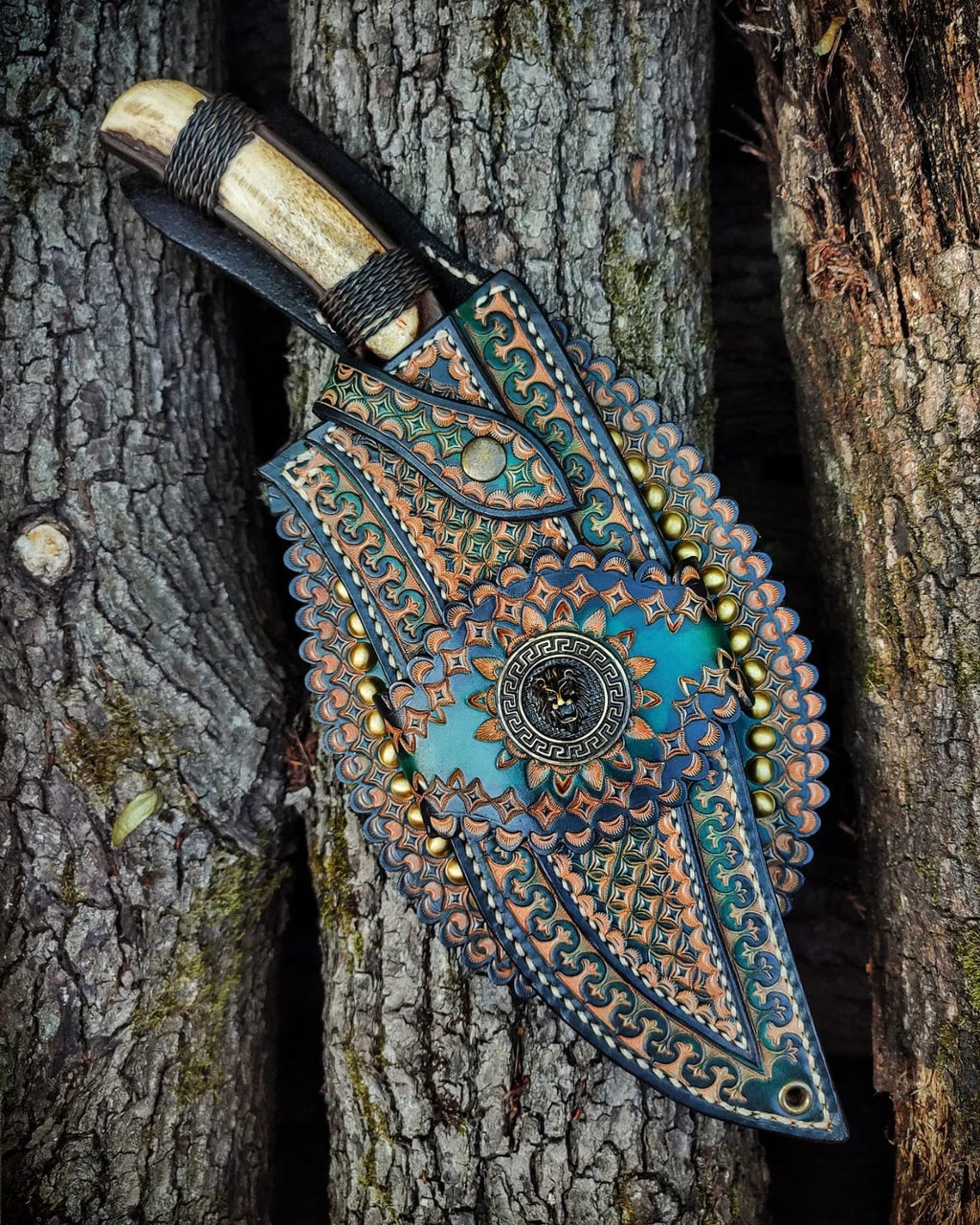 Custom handmade hand forged blacksmith artisan primitive knife with leather sheath bushcraft knife blacksmith art