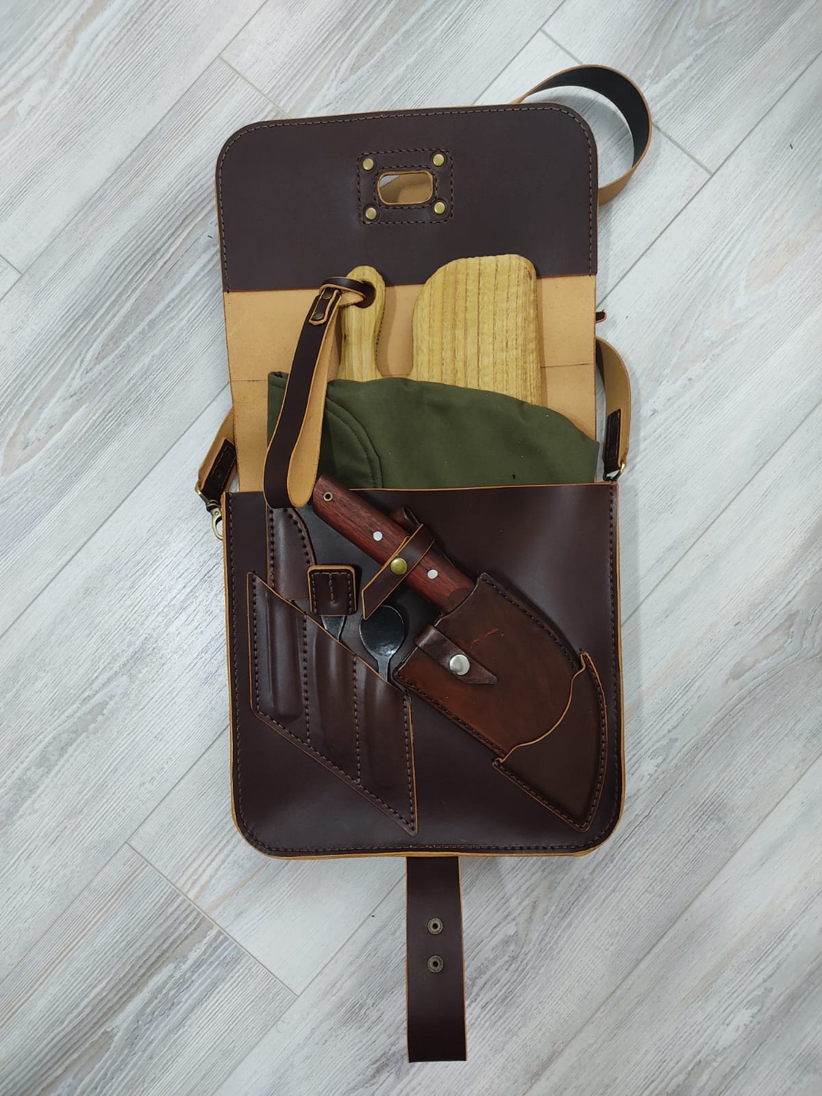 Daily bushcraft bag