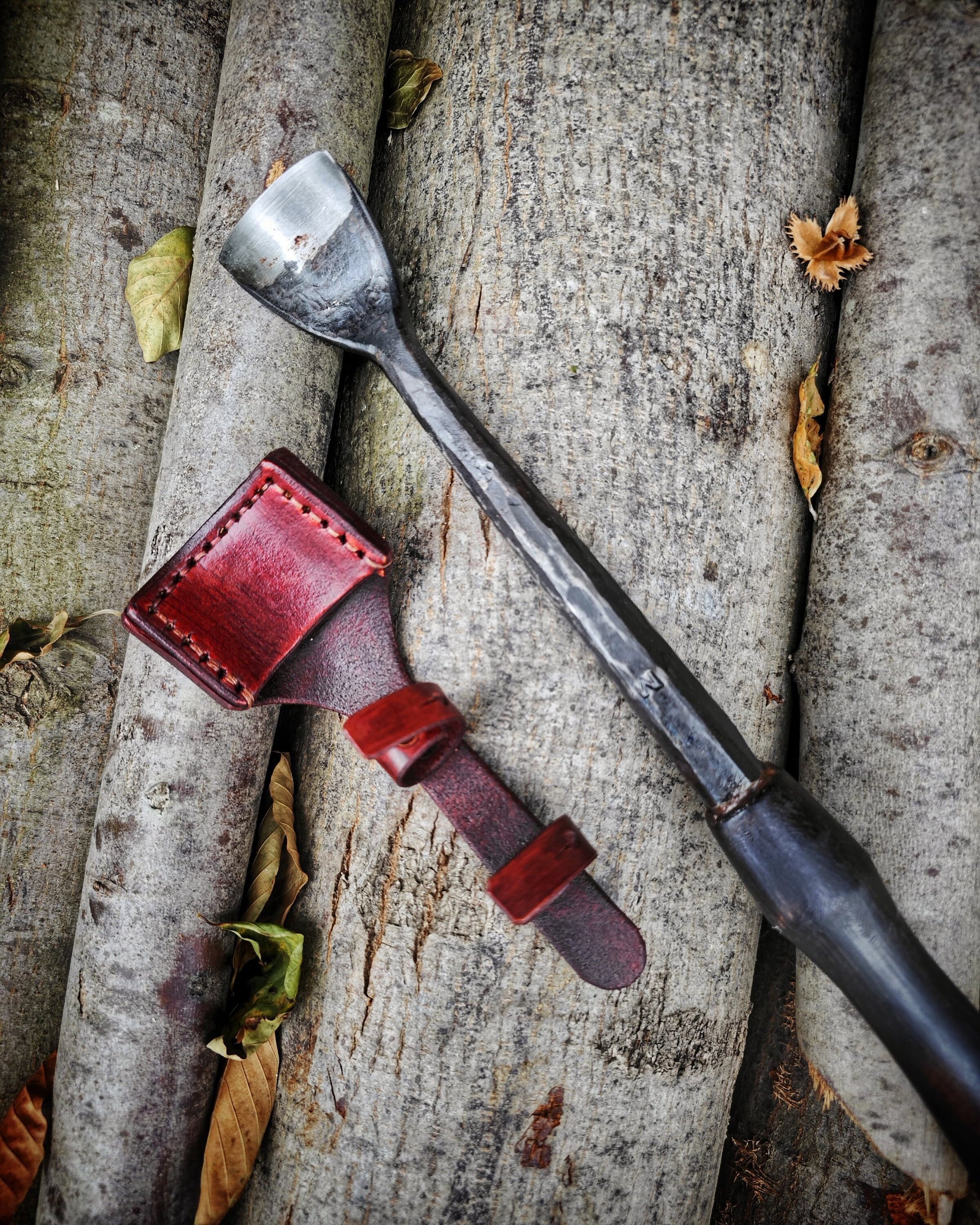 Fusing Power and Elegance: Craft Extraordinary Wooden Pieces with the Large Carving Spoon Gouge