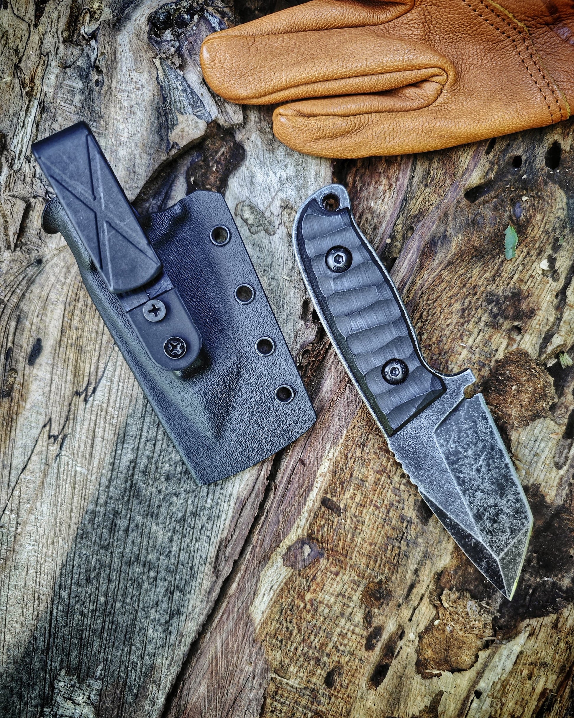 Tactical EDC n690 stainless steel knife with kydex sheath