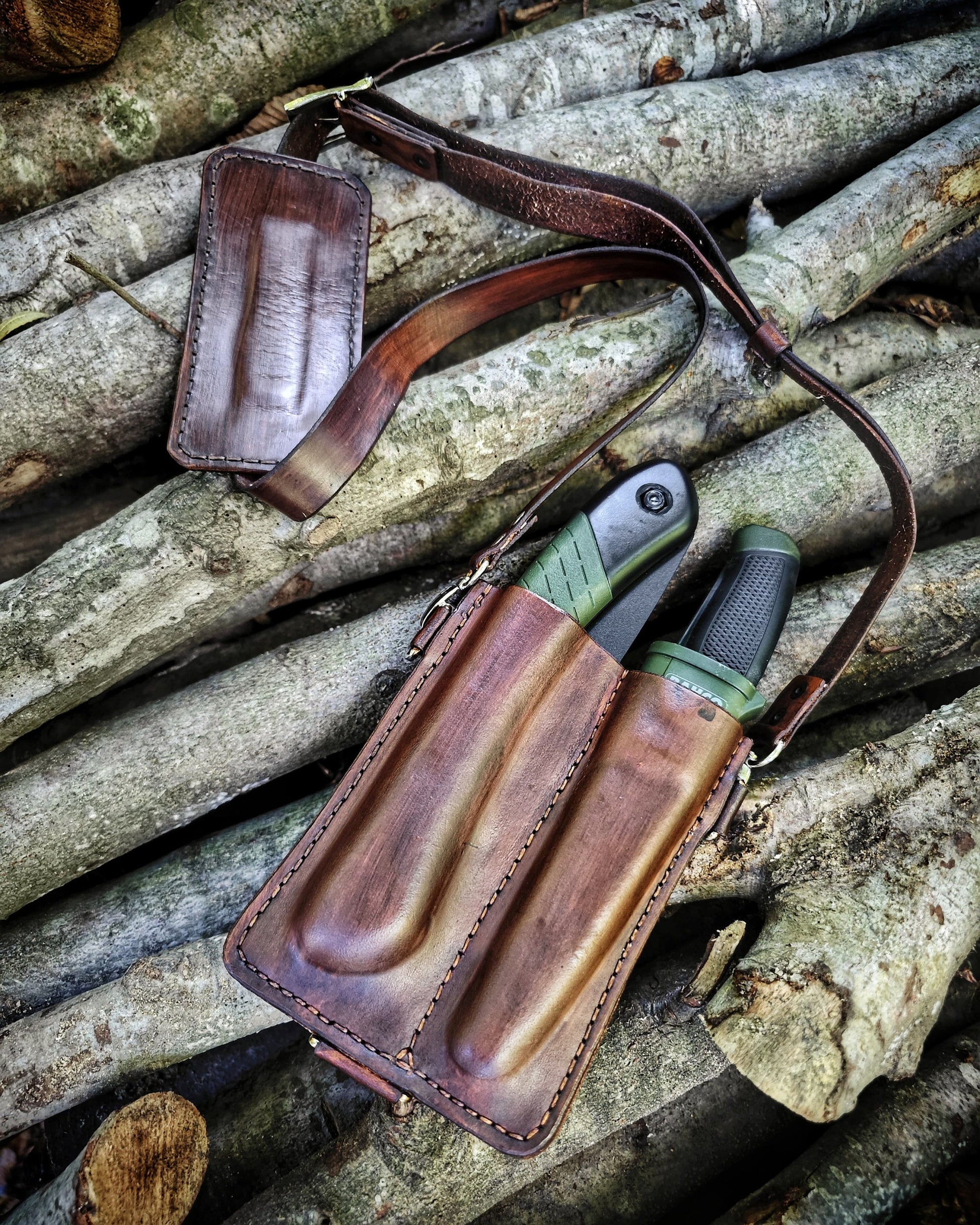 Functional Underarm Leather Holsters: Custom Protection for Your Knife and Saw Brand