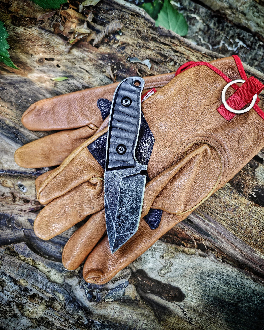 Tactical EDC n690 stainless steel knife with kydex sheath