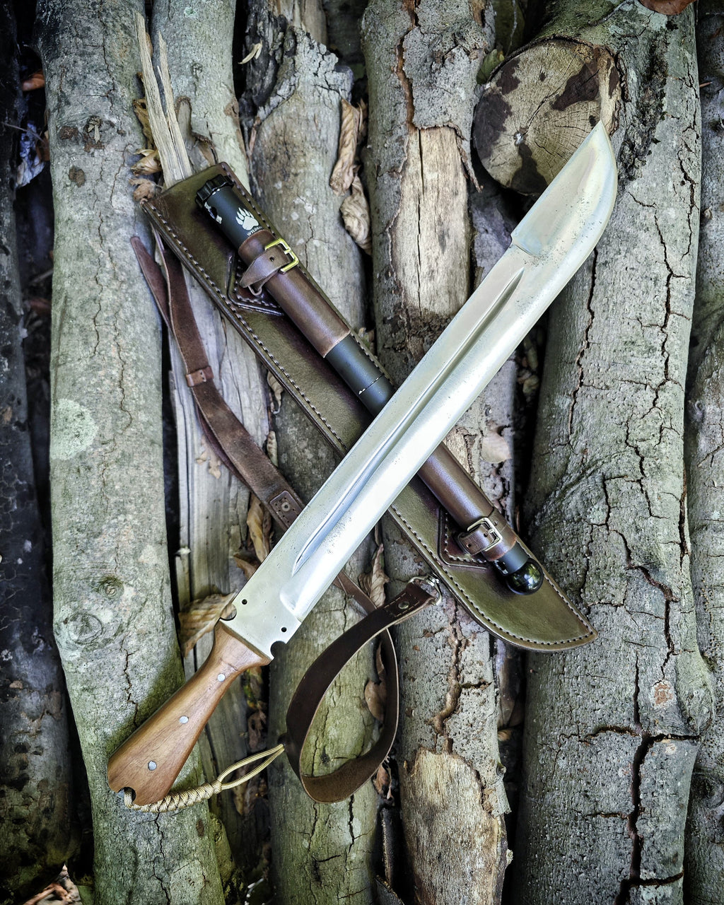 Perfect Pair for Nature Enthusiasts: Carbon Steel Forest Knife and Leather Sheathed Portable Bowsaw Saw Set