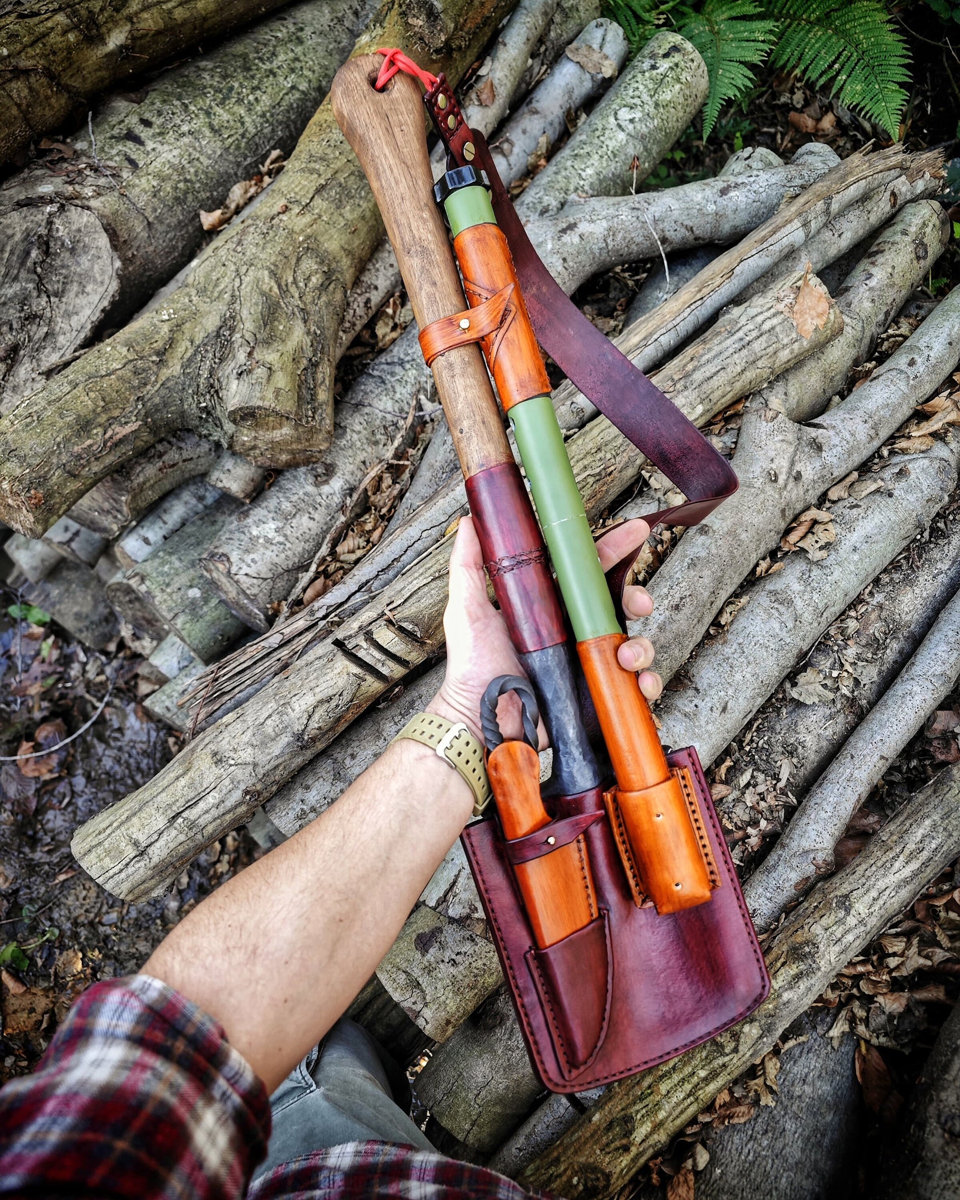 Survival Set In Your Struggle for Survival, Your New Best Friend, Tactical Shovel, Blacksmith Bushraft Knife and Portable Bowsaw All in One