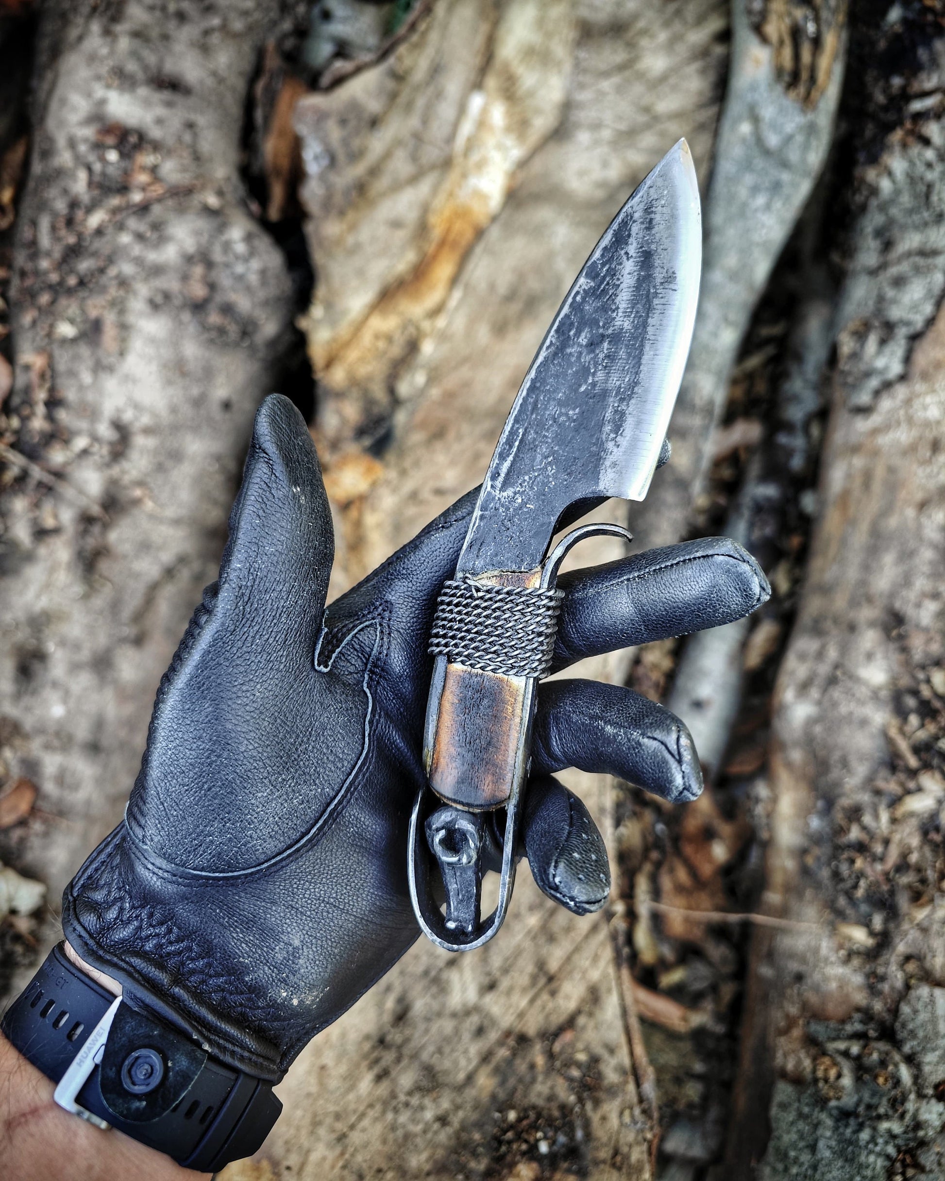Custom Carbon Knife Made by classic hand forged blacksmith skill by handmade with original steel sheath
