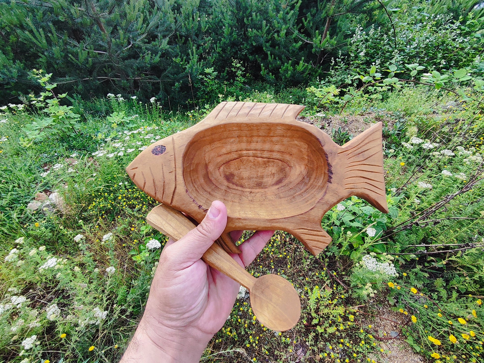 handmade fish shaped food compartment for children