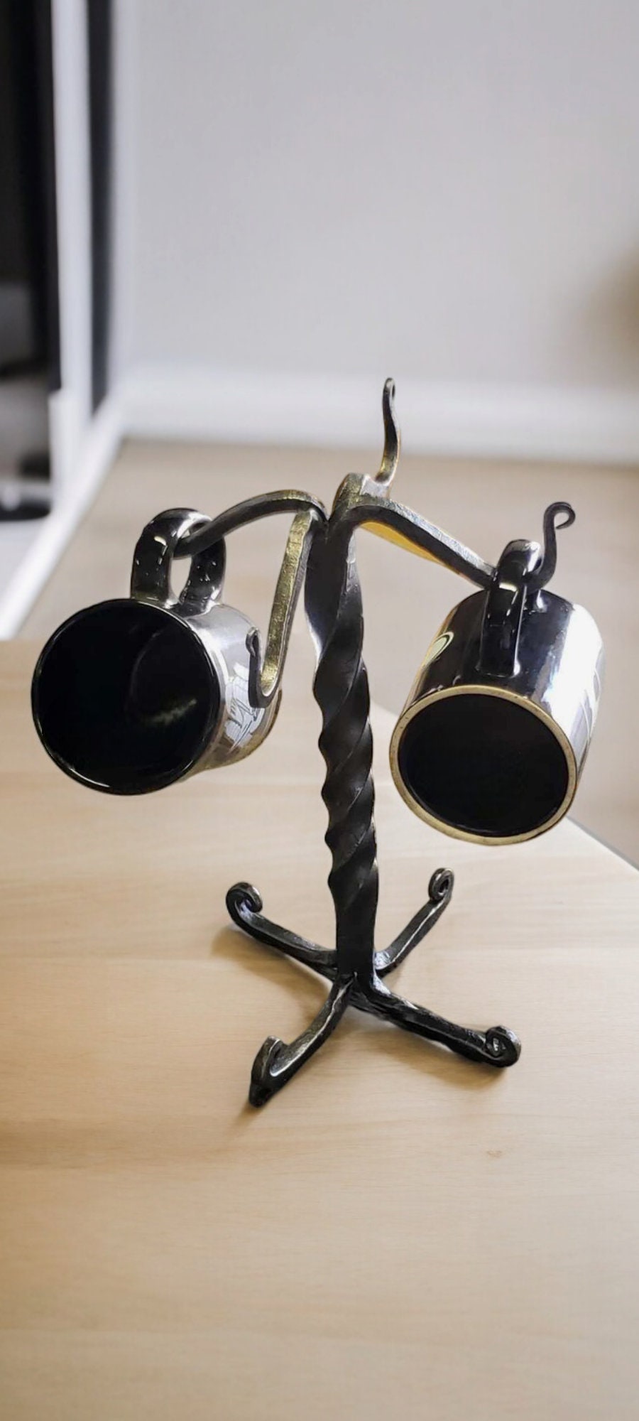 Blacksmith rustic style mediial mug holder