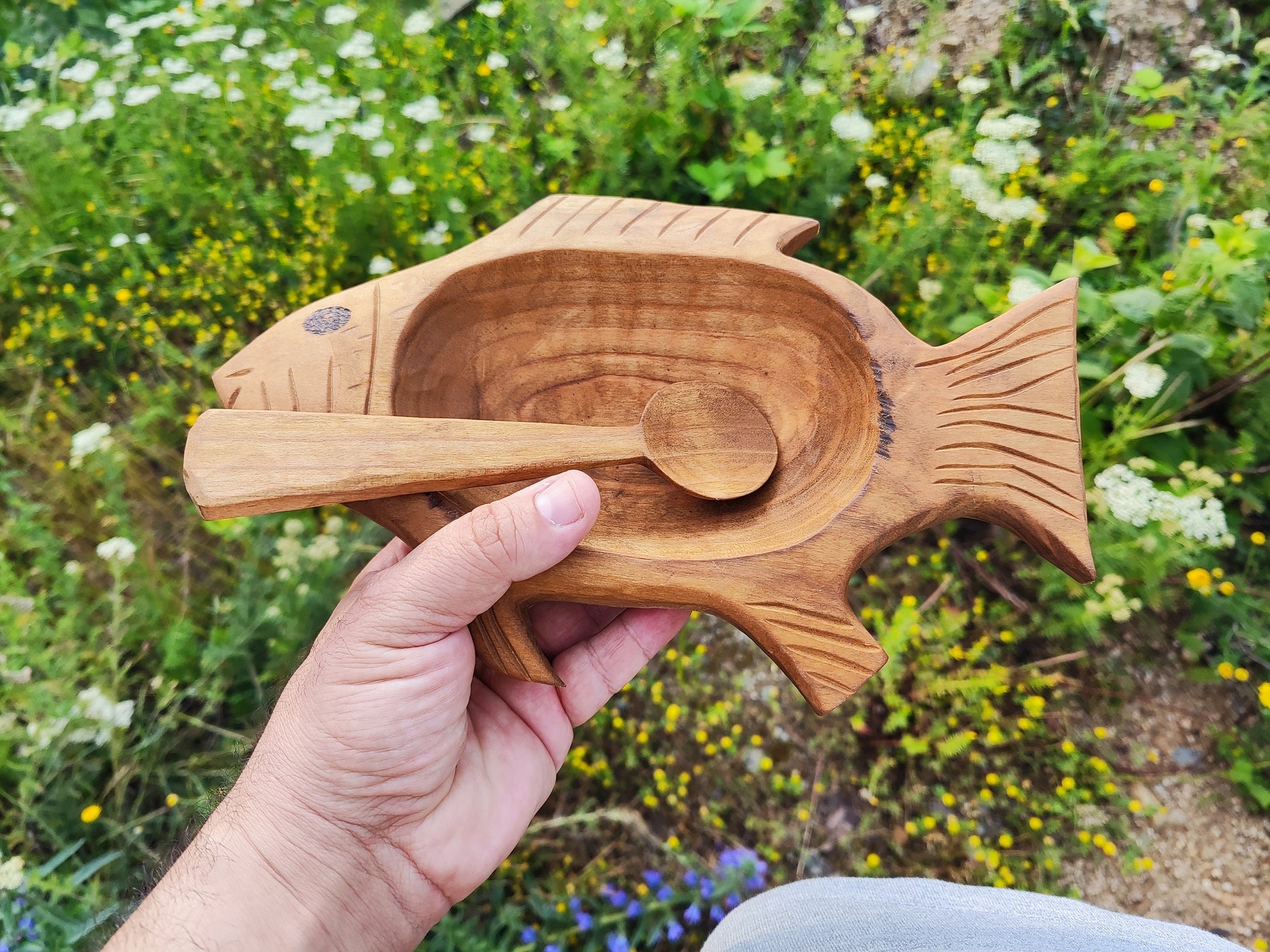 handmade fish shaped food compartment for children