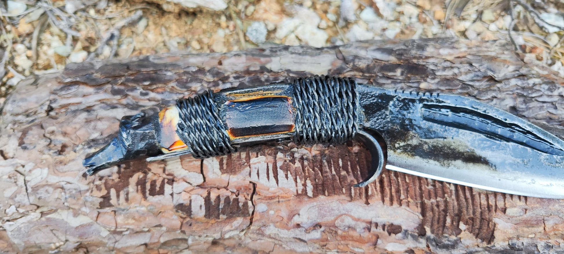 Handmade blacksmith uniquie style custom carbon steel hunter bushcraft knife with leather sheath
