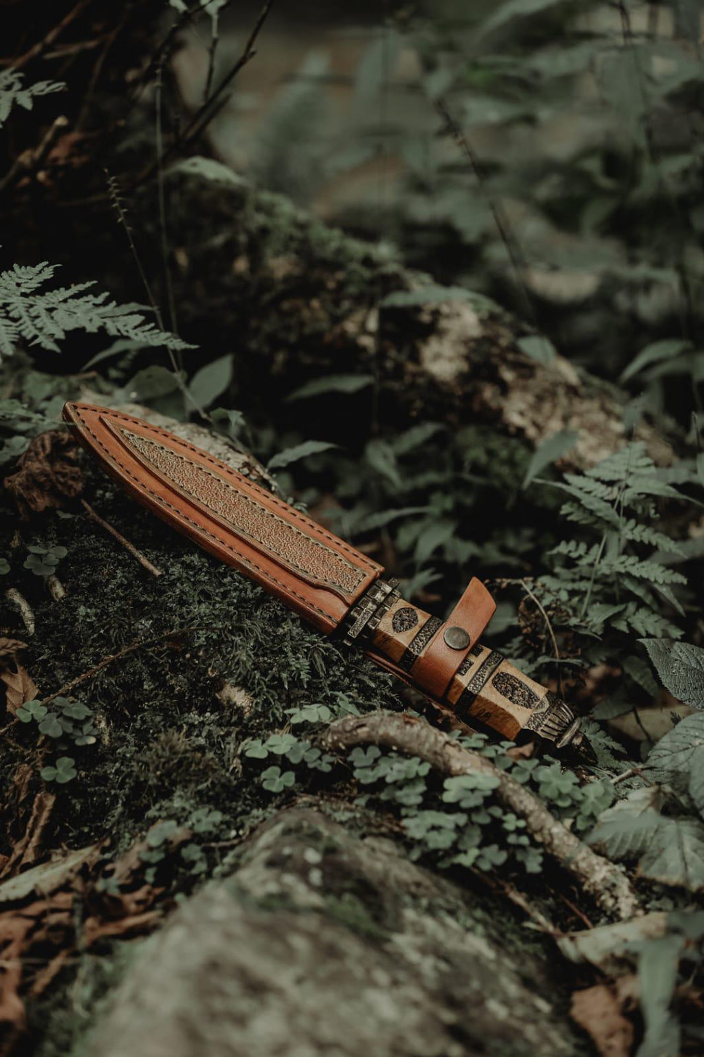 King Arthur's Knife: Legendary Handcrafted Knife and Leather Sheath