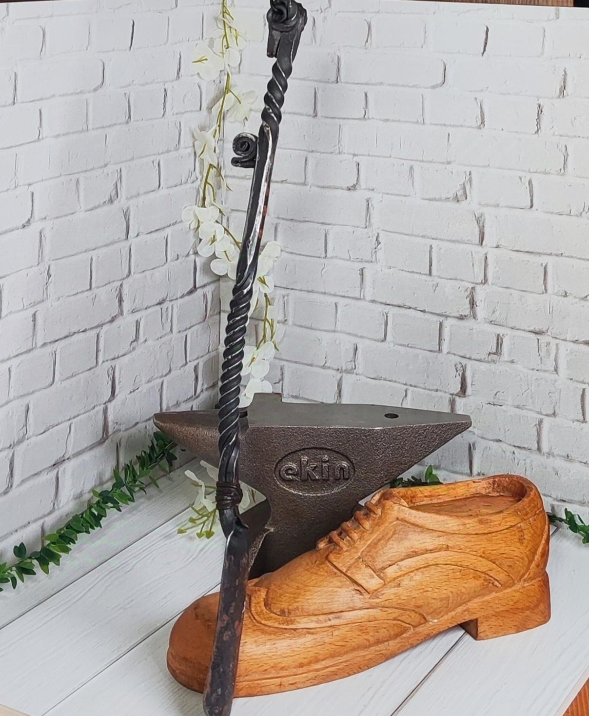 Handcrafted Ram Head Shoe Horn