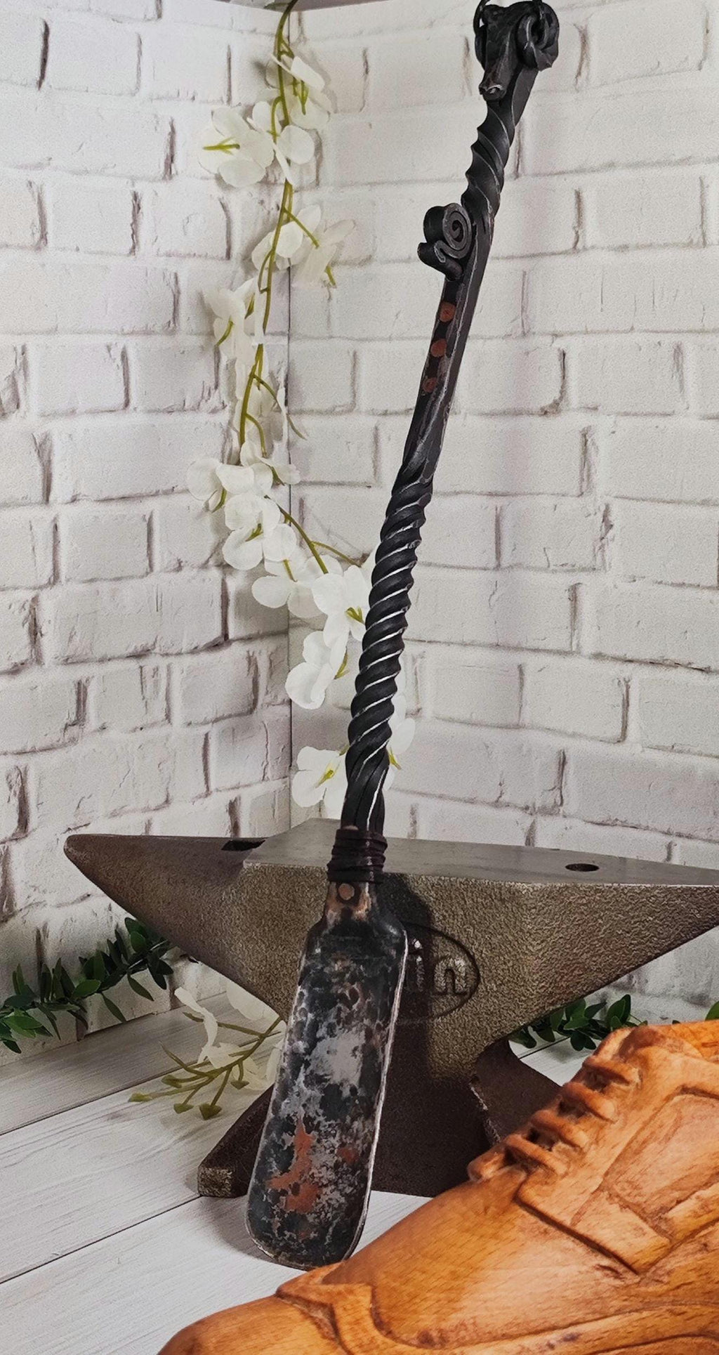 Handcrafted Ram Head Shoe Horn