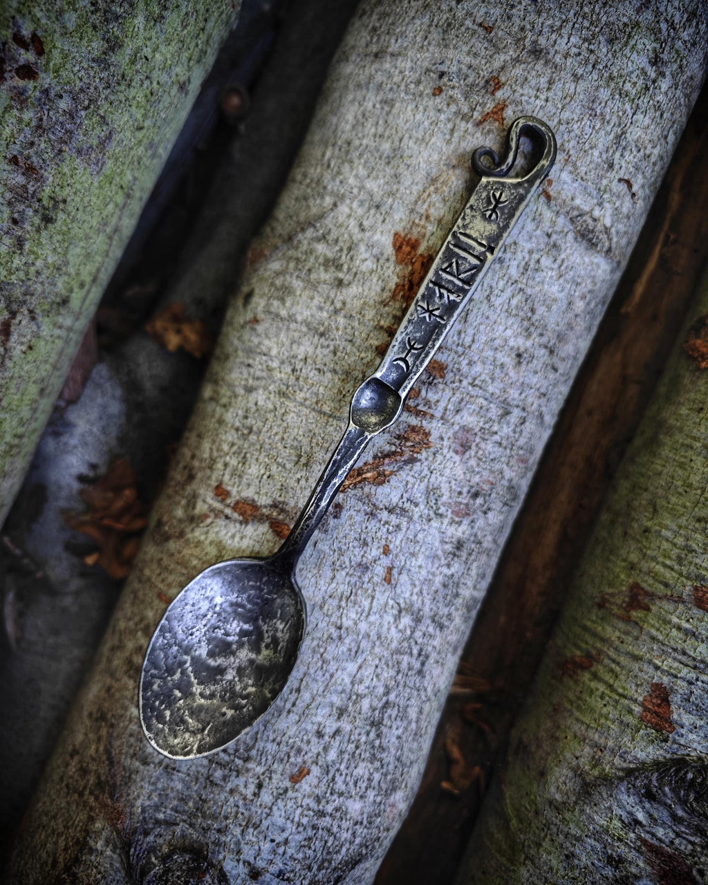 The Spirit of the Middle Ages: Viking-Inspired Pan and Iron Spoon Set with Handcrafted Leather Bag Bushcraft Camping Primitive life