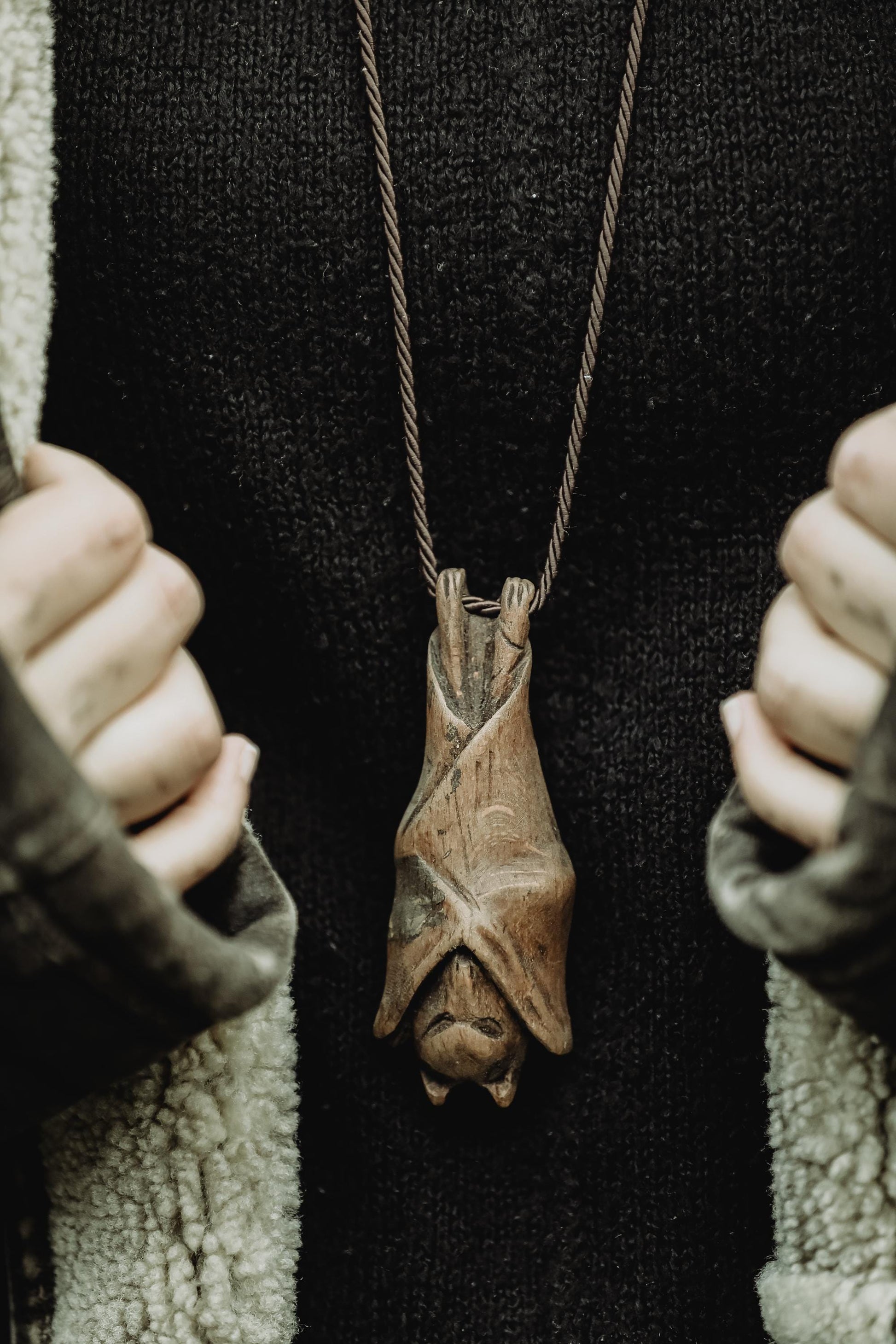 Lucky Dracula Bat Necklace Wooden Reversed-Hanging Dracula Bat Necklaces Pendant