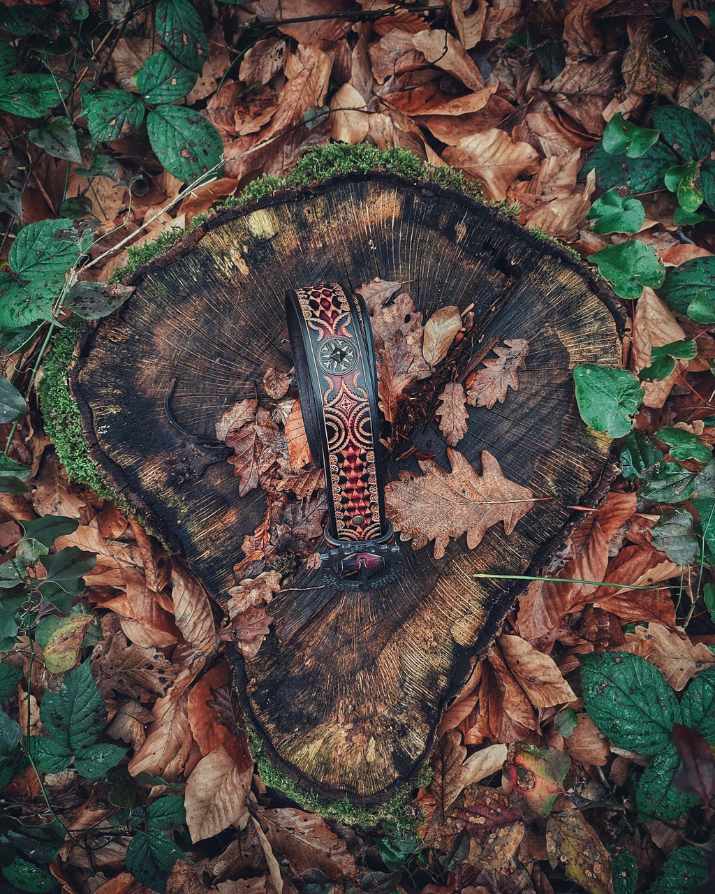 Unique Handmade Leather Belt: Twin Dragon Elegance with Blacksmith-Forged Buckle