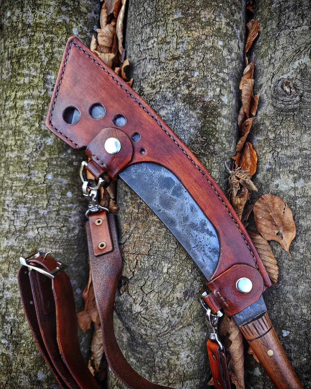 Handmade blacksmith uniquie style custom carbon steel hunter bushcraft machete knife with leather sheath