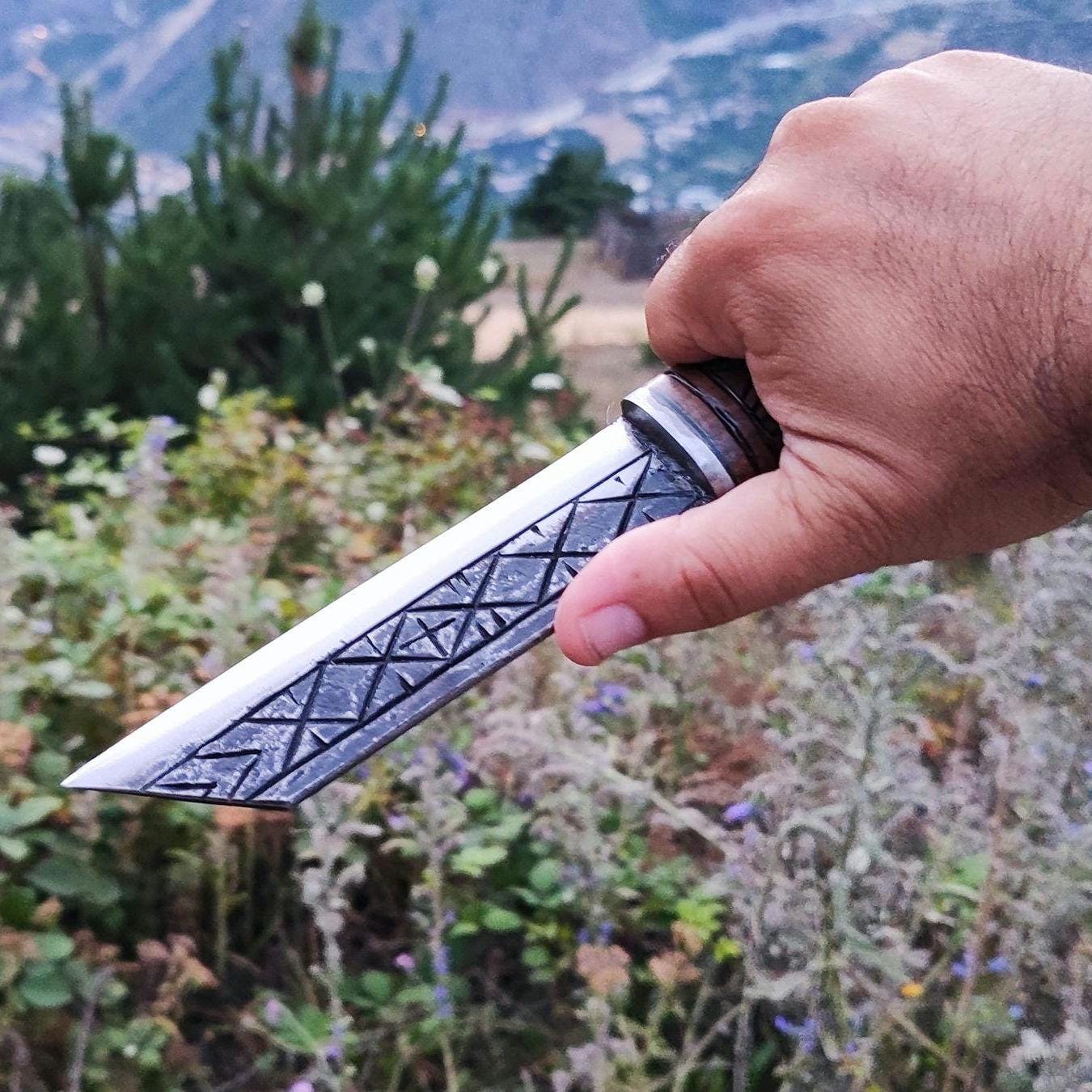 Handmade blacksmith uniquie style custom Viking Ragnar carbon steel hunter bushcraft knife with leather sheath