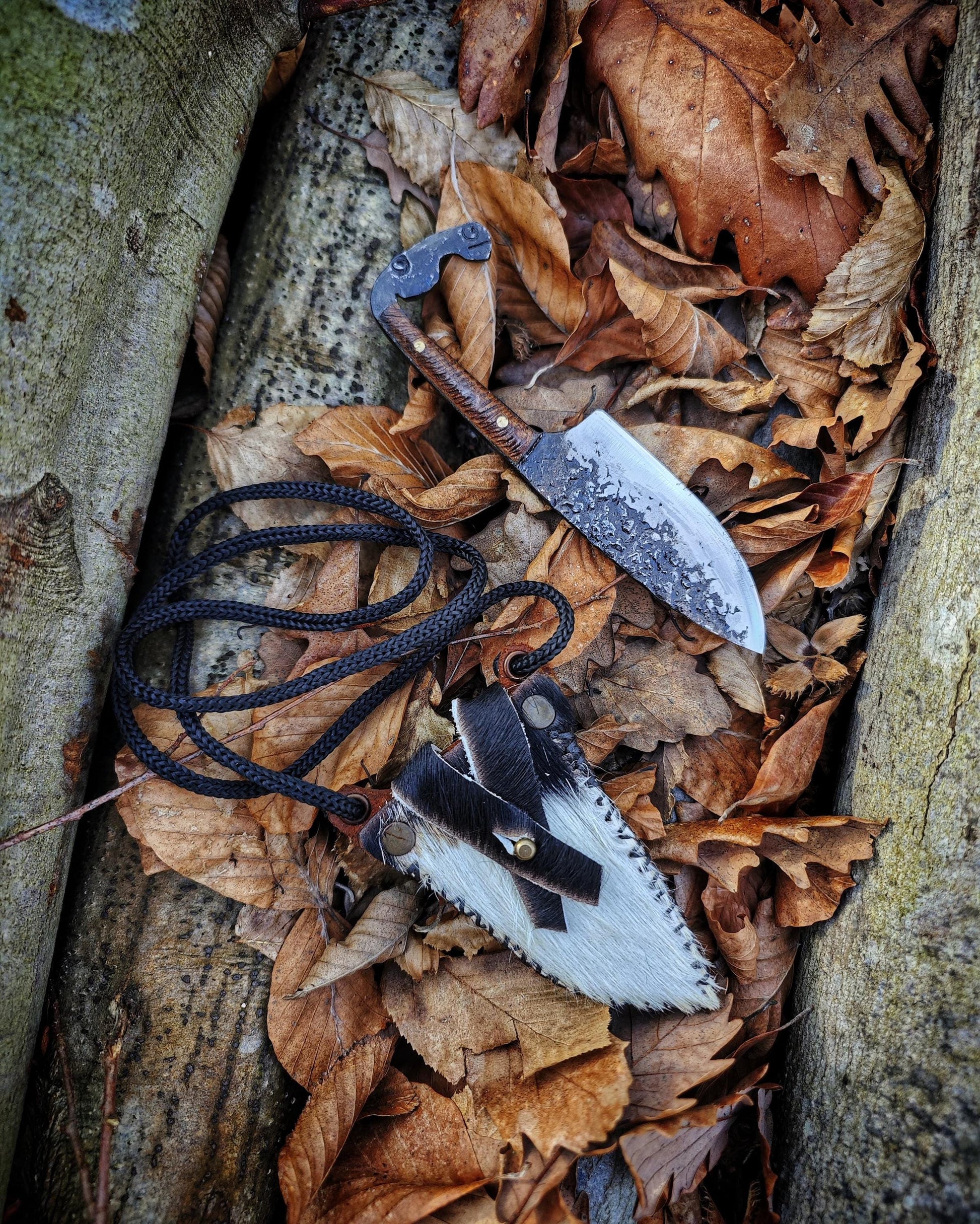 Spirit of Wild Horses Traces of Freedom and Nobility Wild horses Artisan craftsmanship Forged knives Neck knife Traditional forgin