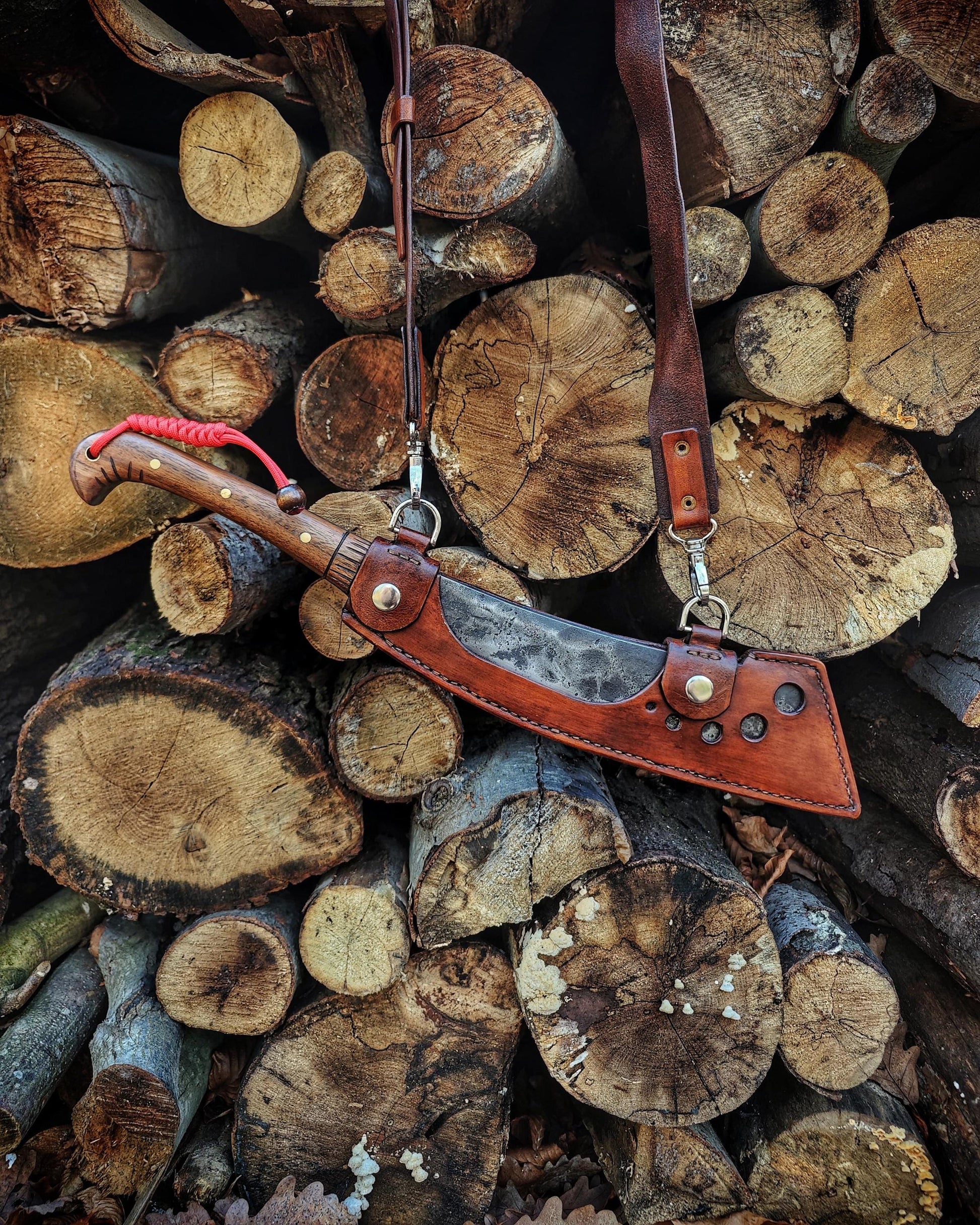 Handmade blacksmith uniquie style custom carbon steel hunter bushcraft machete knife with leather sheath