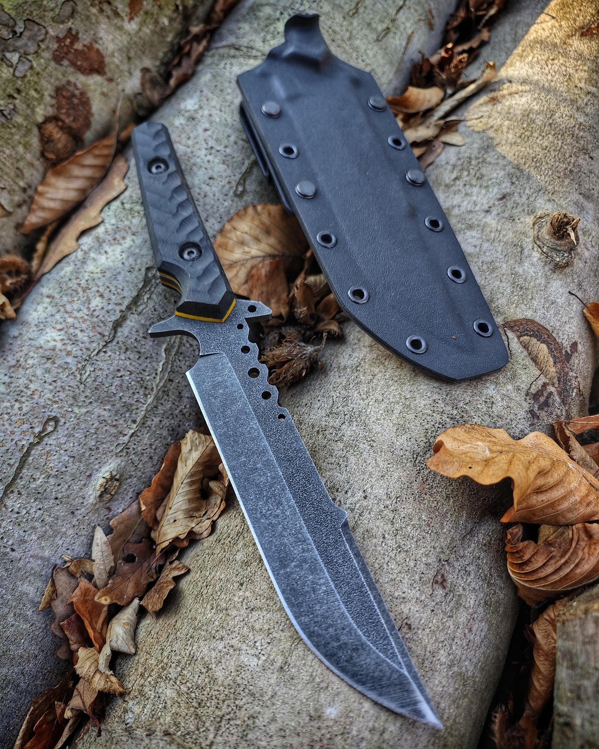 tactical handmade blacksmith knife perfect for handmade knife lovers