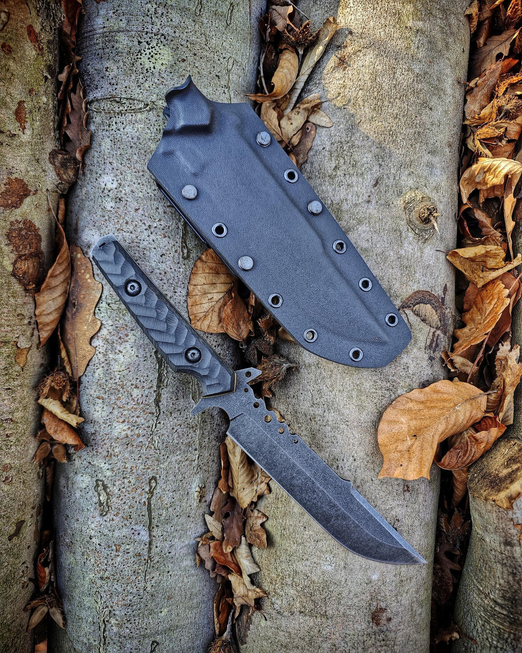tactical handmade blacksmith knife perfect for handmade knife lovers