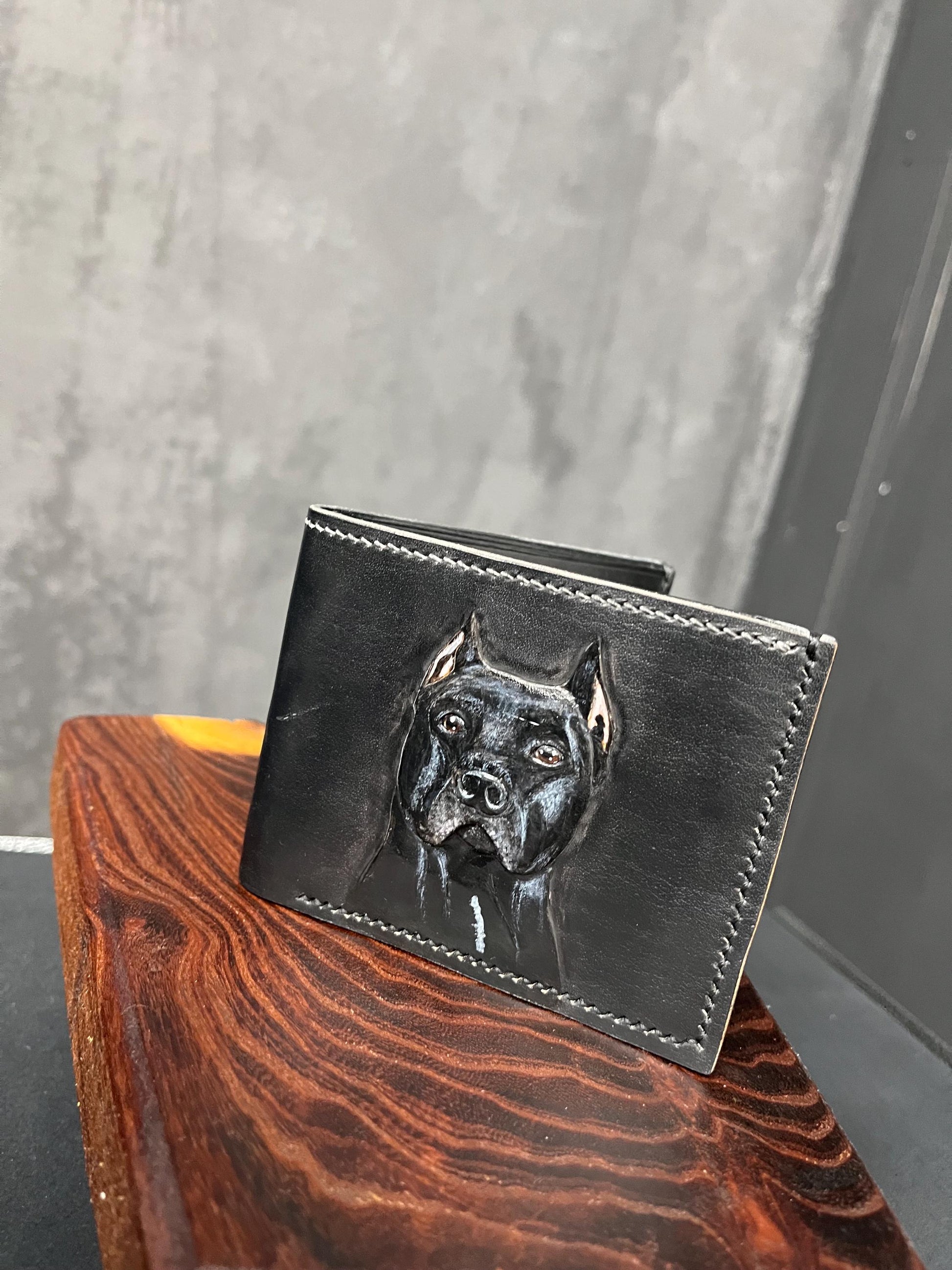 Handmade Genuine Leather Wallet with Pitbull Embossing – Rugged Style for Dog Lovers